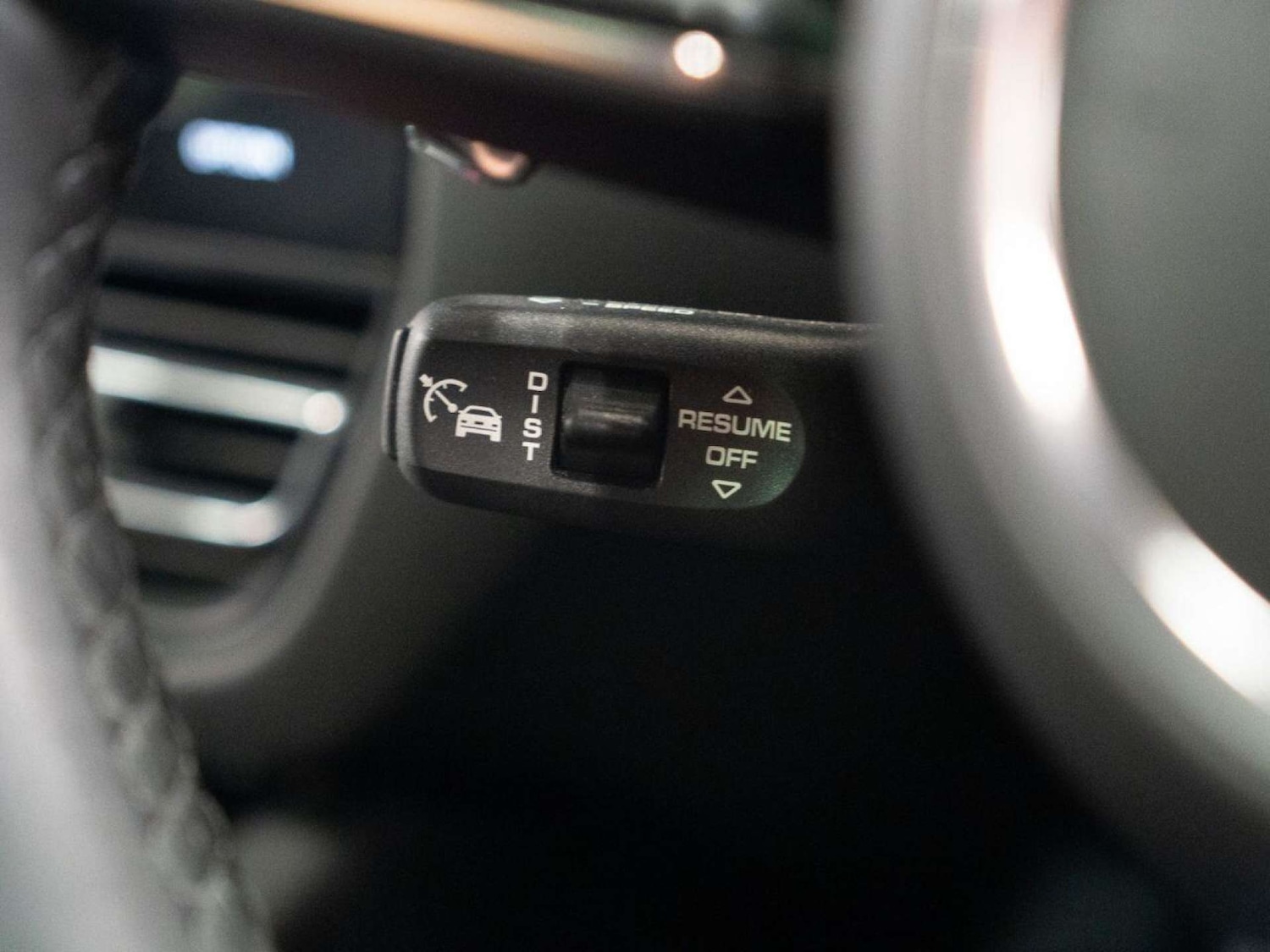 Used Porsche Macan 2023 for sale - 77022786: Photo 29