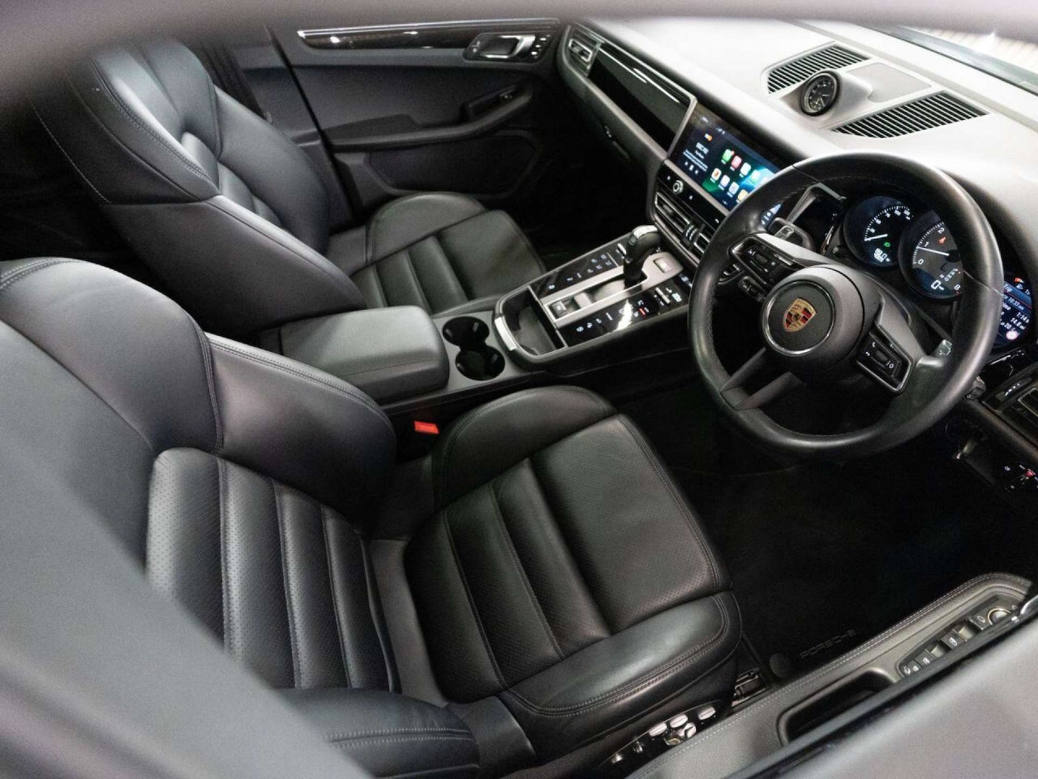 Used Porsche Macan 2023 for sale - 77022786: Photo 44