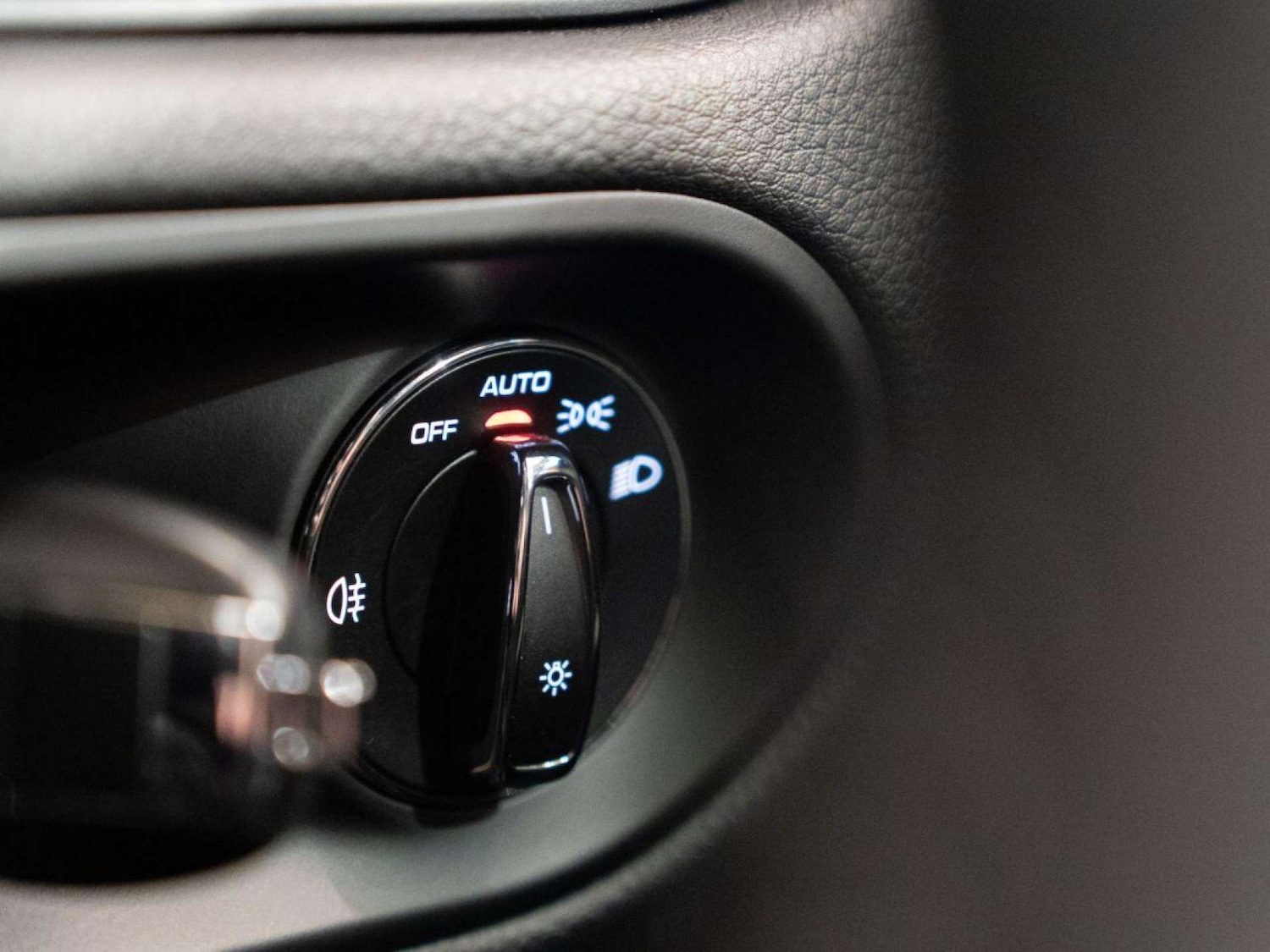 Used Porsche Macan 2023 for sale - 77022786: Photo 51