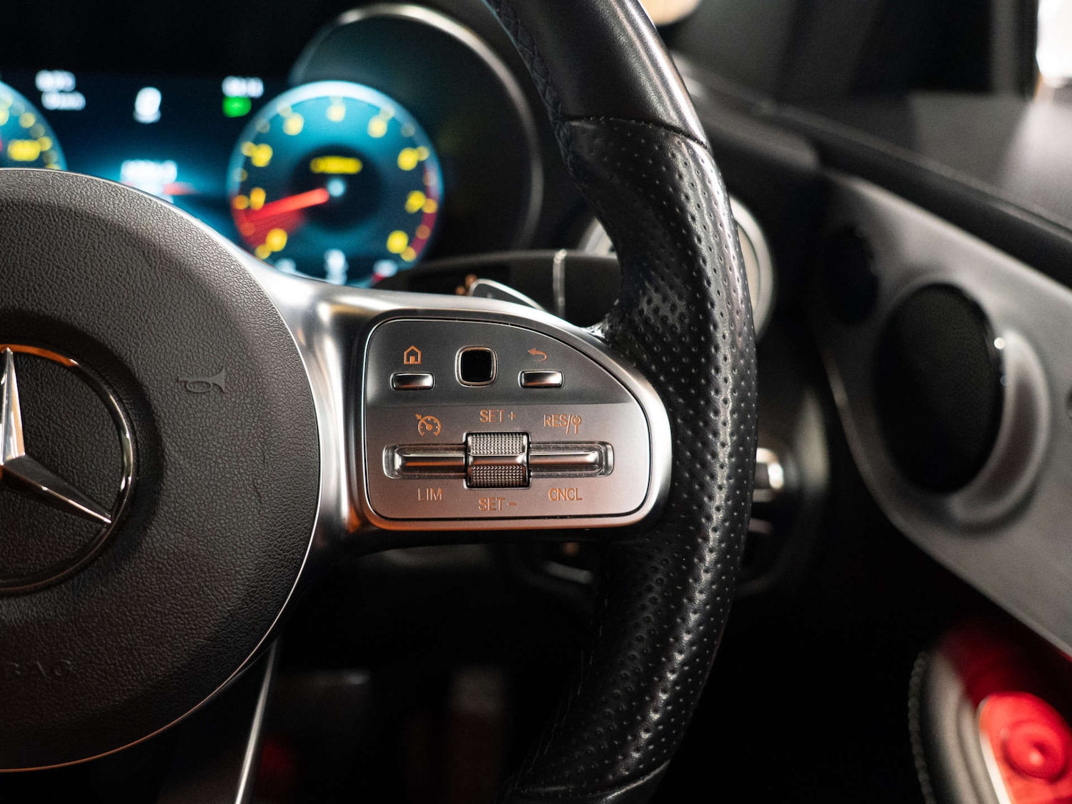 Used Mercedes-Benz C Class 2018 for sale - 77115843: Photo 16