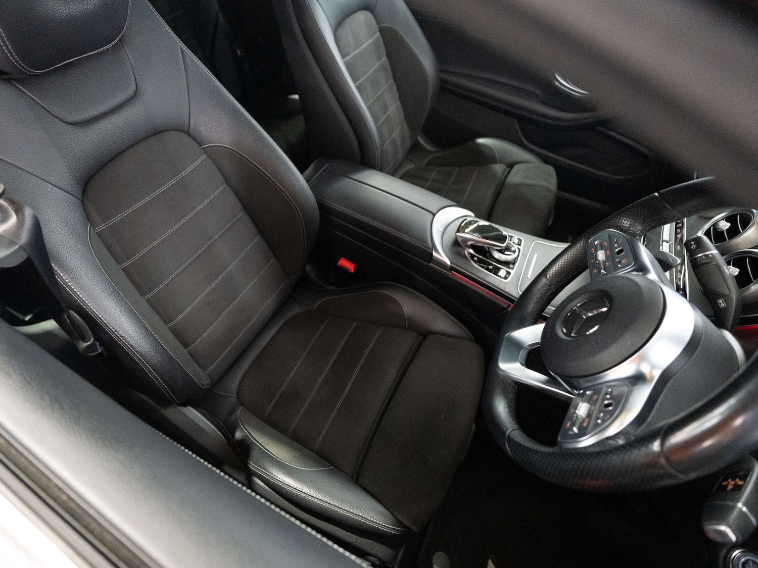 Used Mercedes-Benz C Class 2018 for sale - 77115843: Photo 31