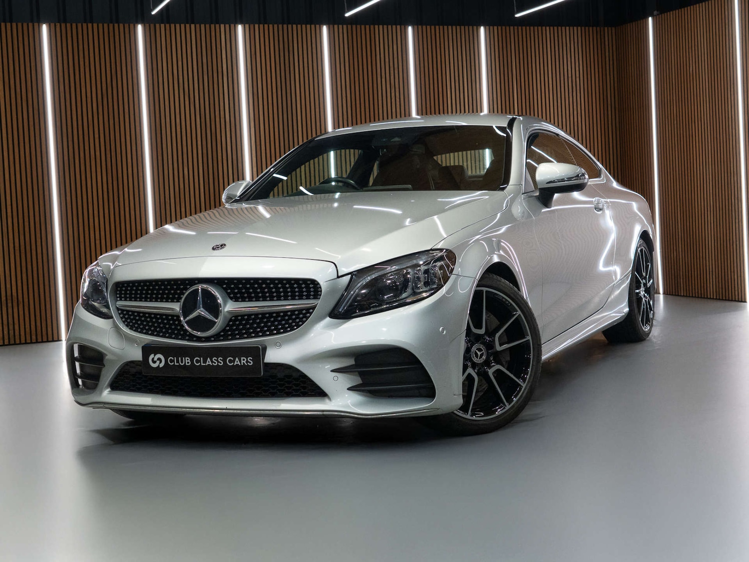 Used Mercedes-Benz C Class 2018 for sale - 77115843: Photo 4