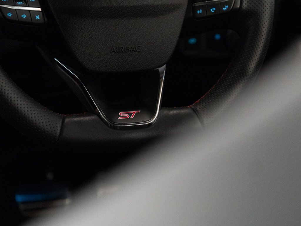 Used Ford Focus 2024 for sale - 76867610: Photo 22