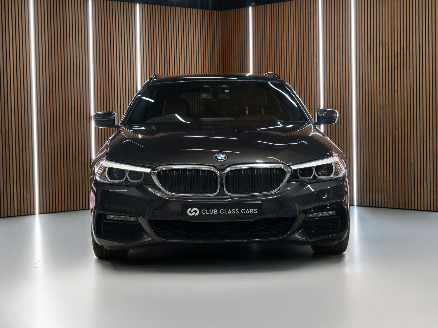 Used BMW 5 Series 2019 for sale - 77802710: Photo 3