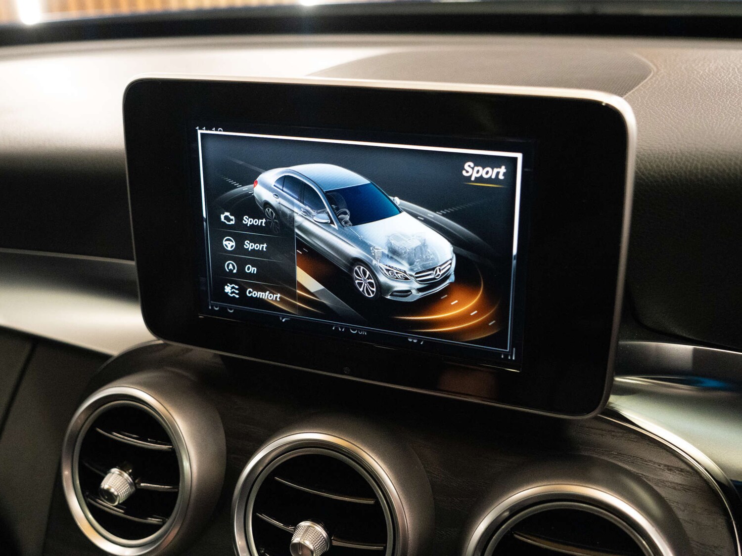 Used Mercedes-Benz C Class 2018 for sale - 77903088: Photo 23