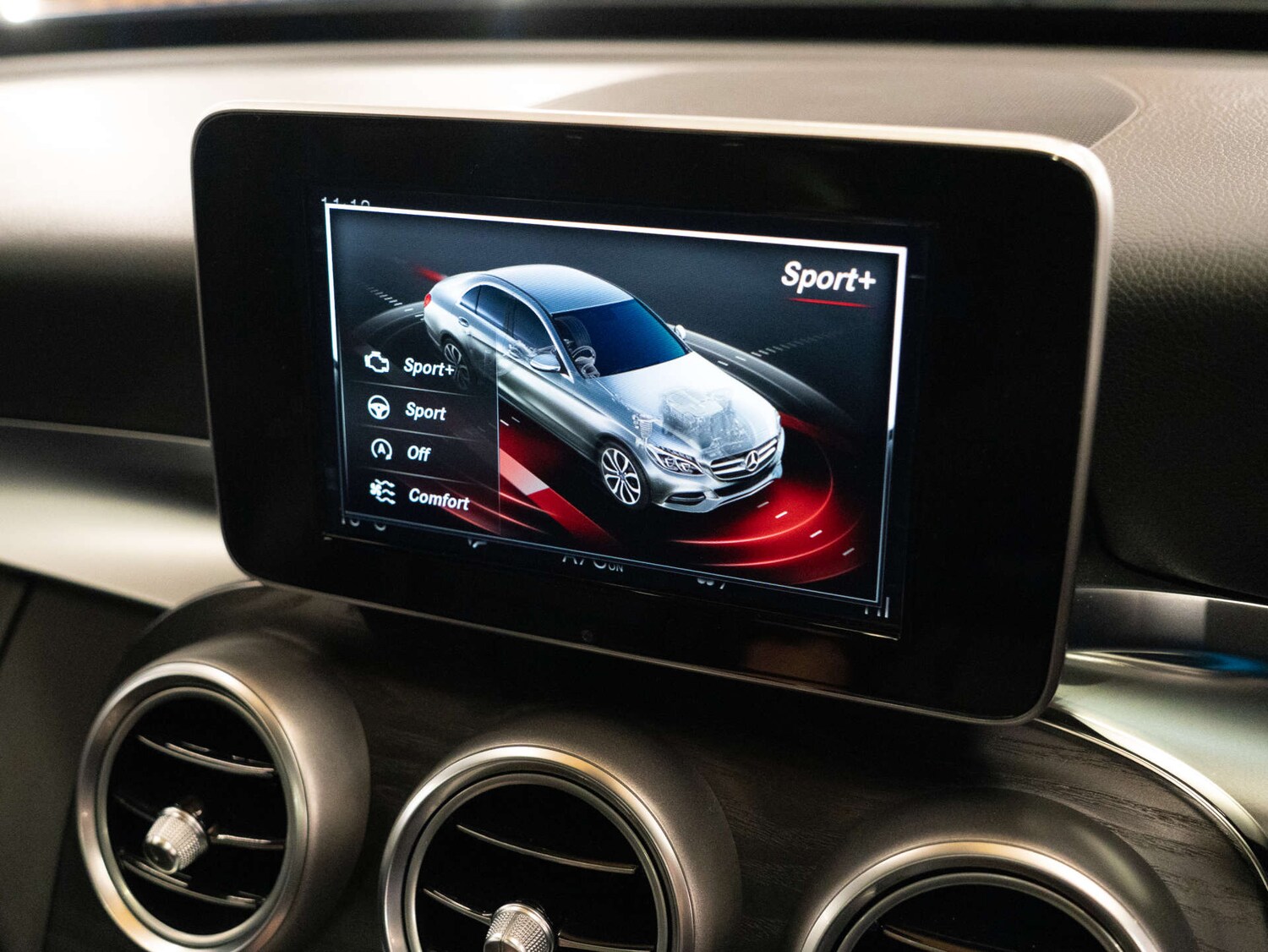 Used Mercedes-Benz C Class 2018 for sale - 77903088: Photo 24