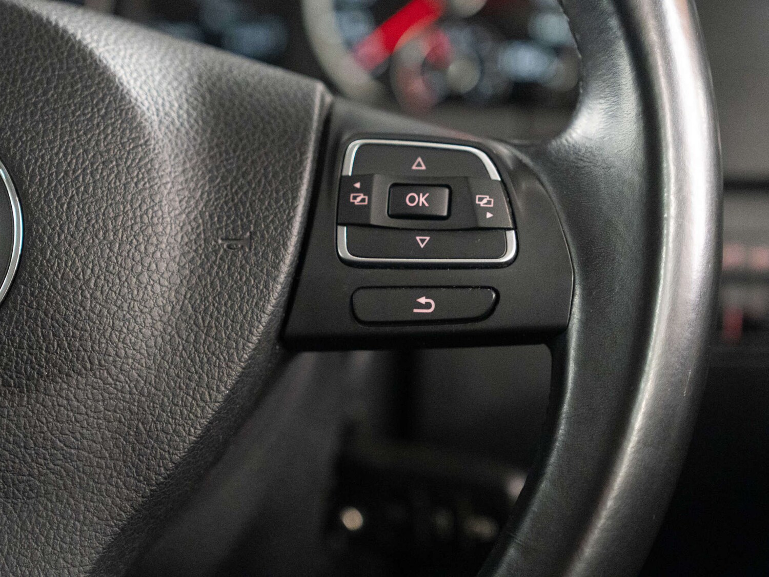 Used Volkswagen Tiguan 2015 for sale - 77567788: Photo 12