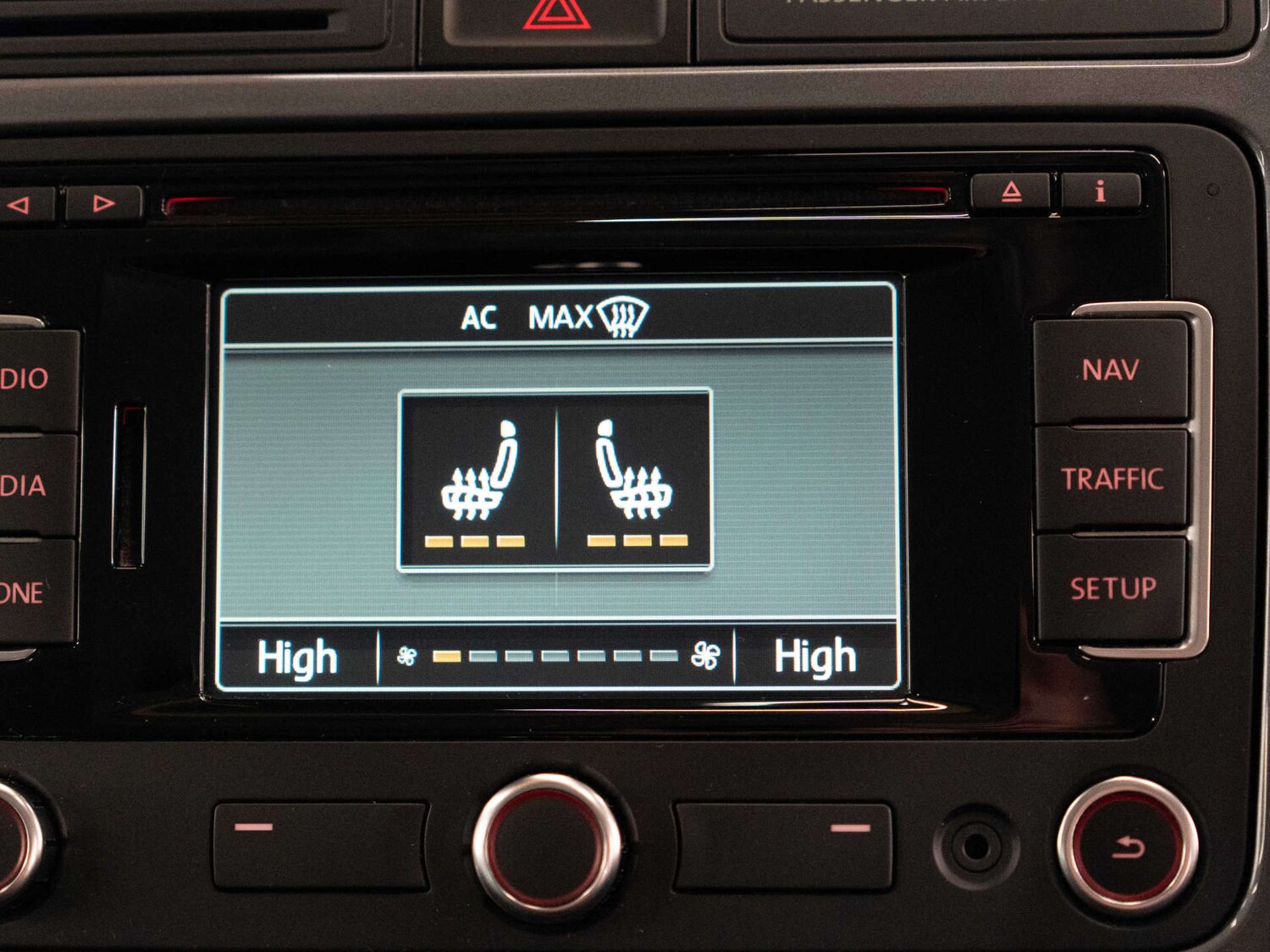 Used Volkswagen Tiguan 2015 for sale - 77567788: Photo 18