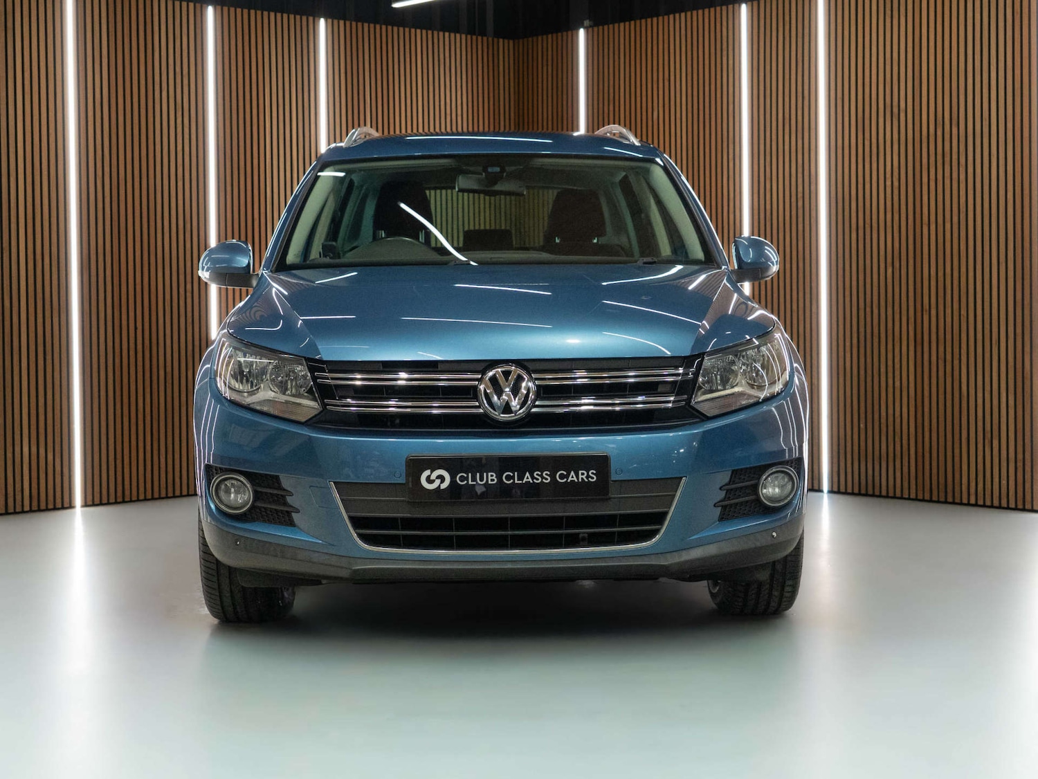 Used Volkswagen Tiguan 2015 for sale - 77567788: Photo 3