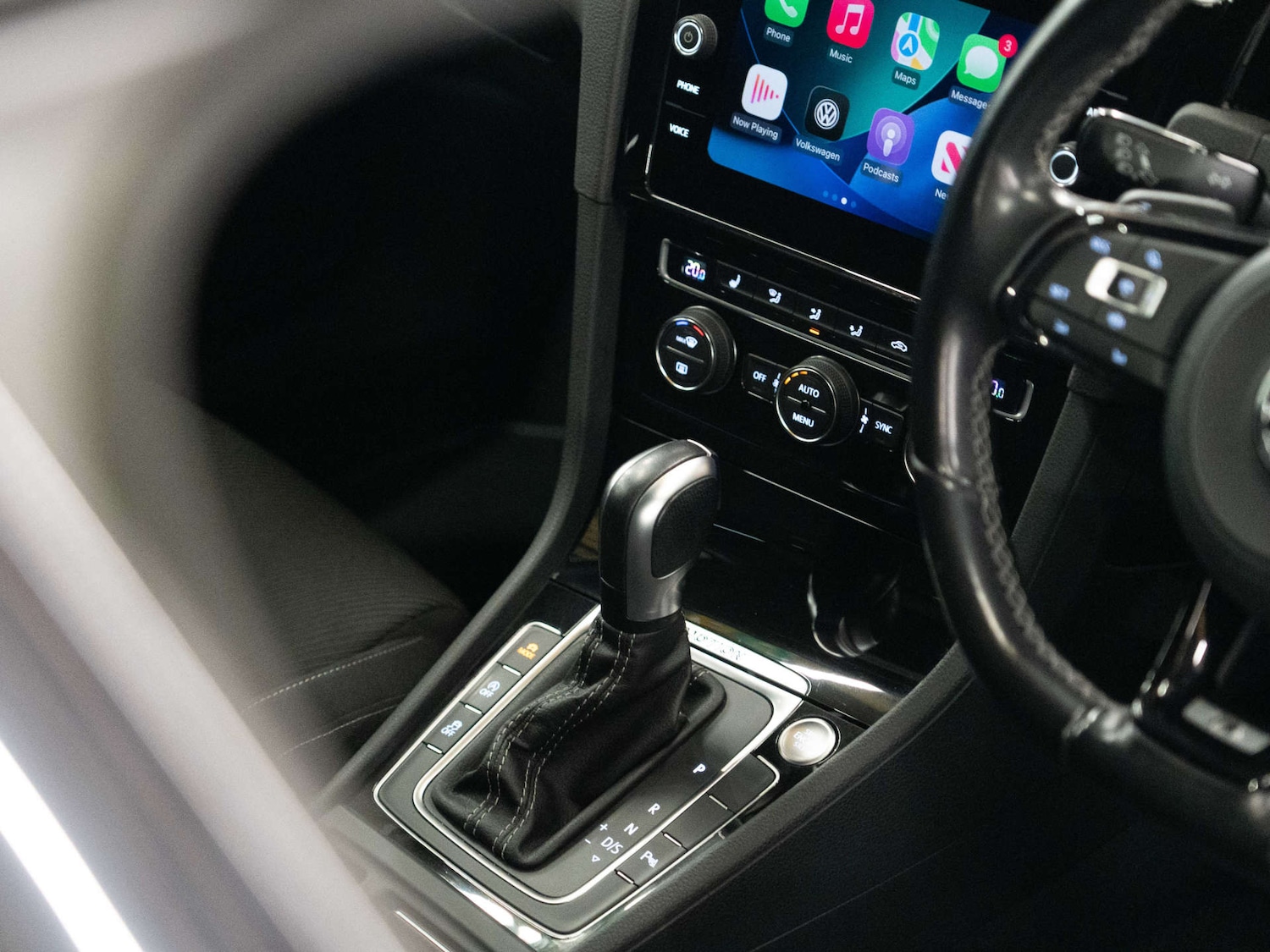 Used Volkswagen Golf 2020 for sale - 77802717: Photo 22