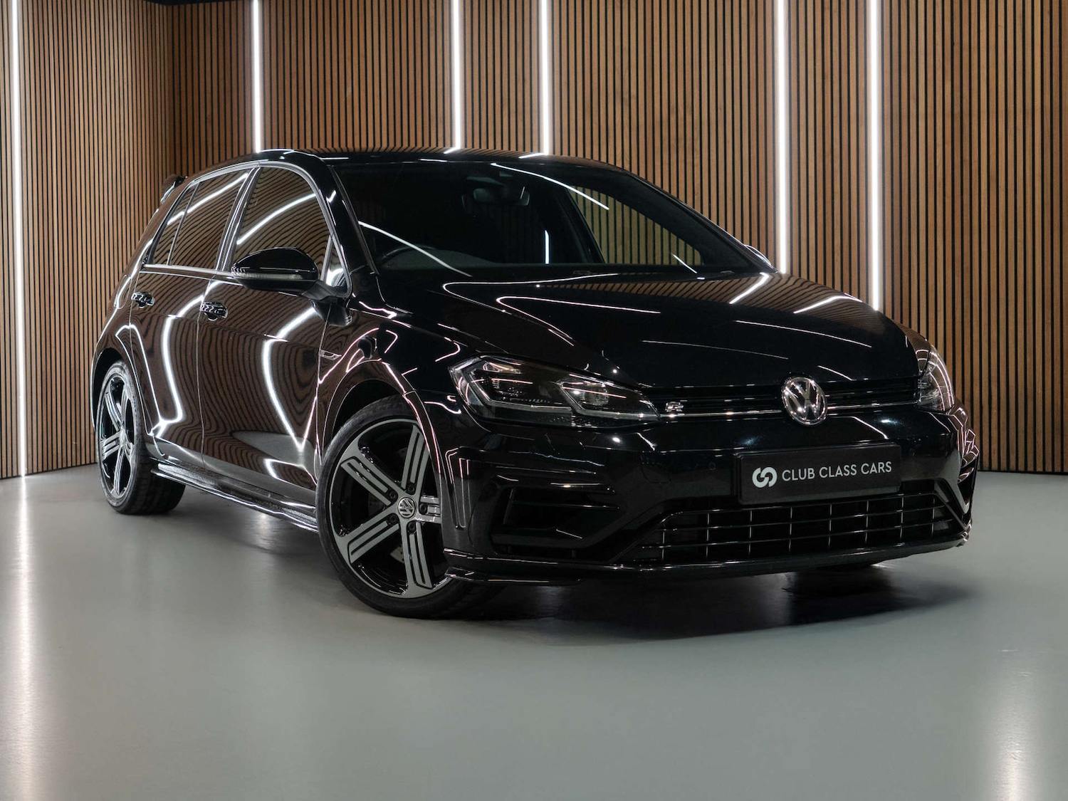 Used Volkswagen Golf 2020 for sale - 77802717: Photo 30