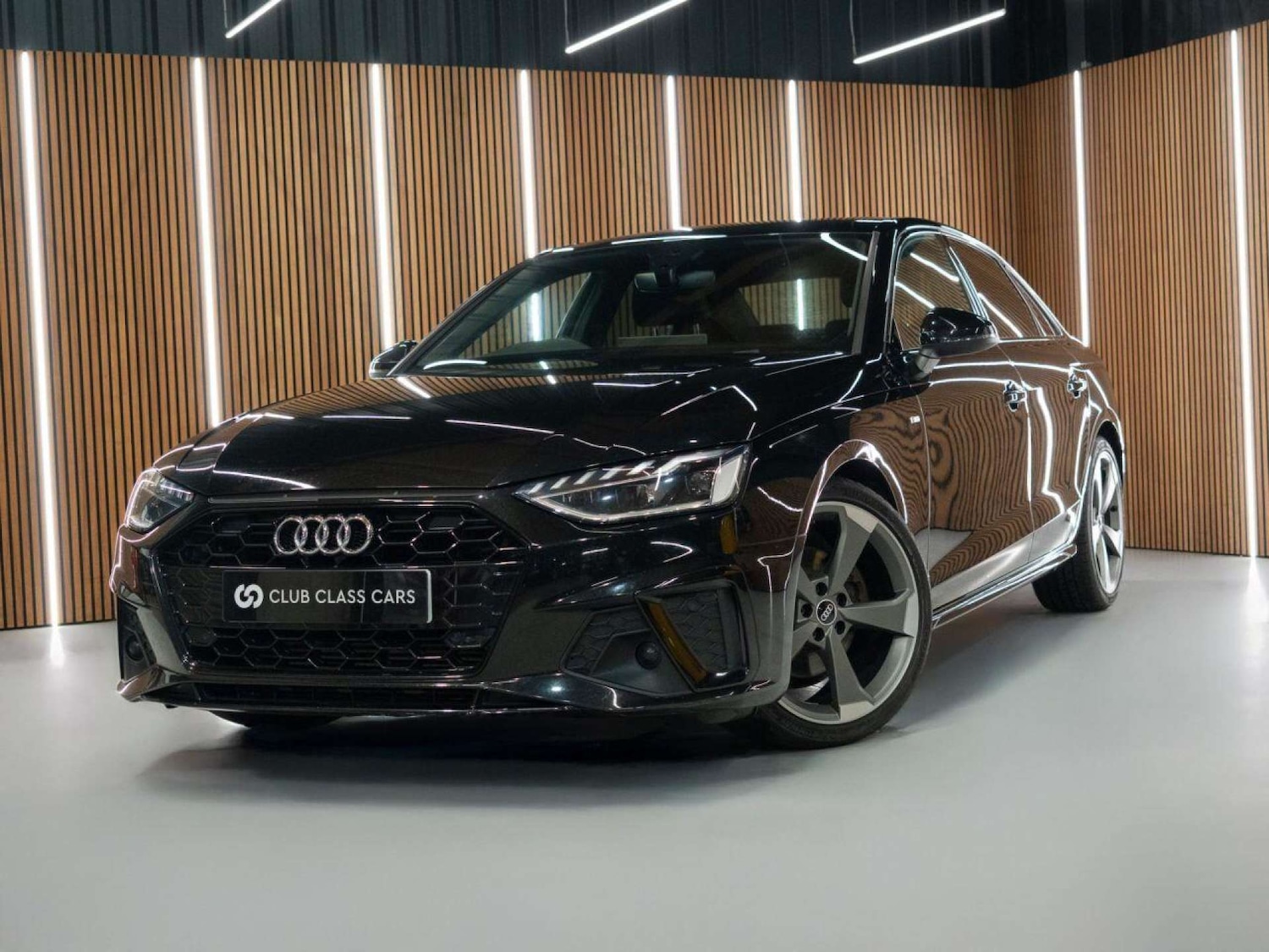 Used Audi A4 2021 for sale - 77023557: Photo 4