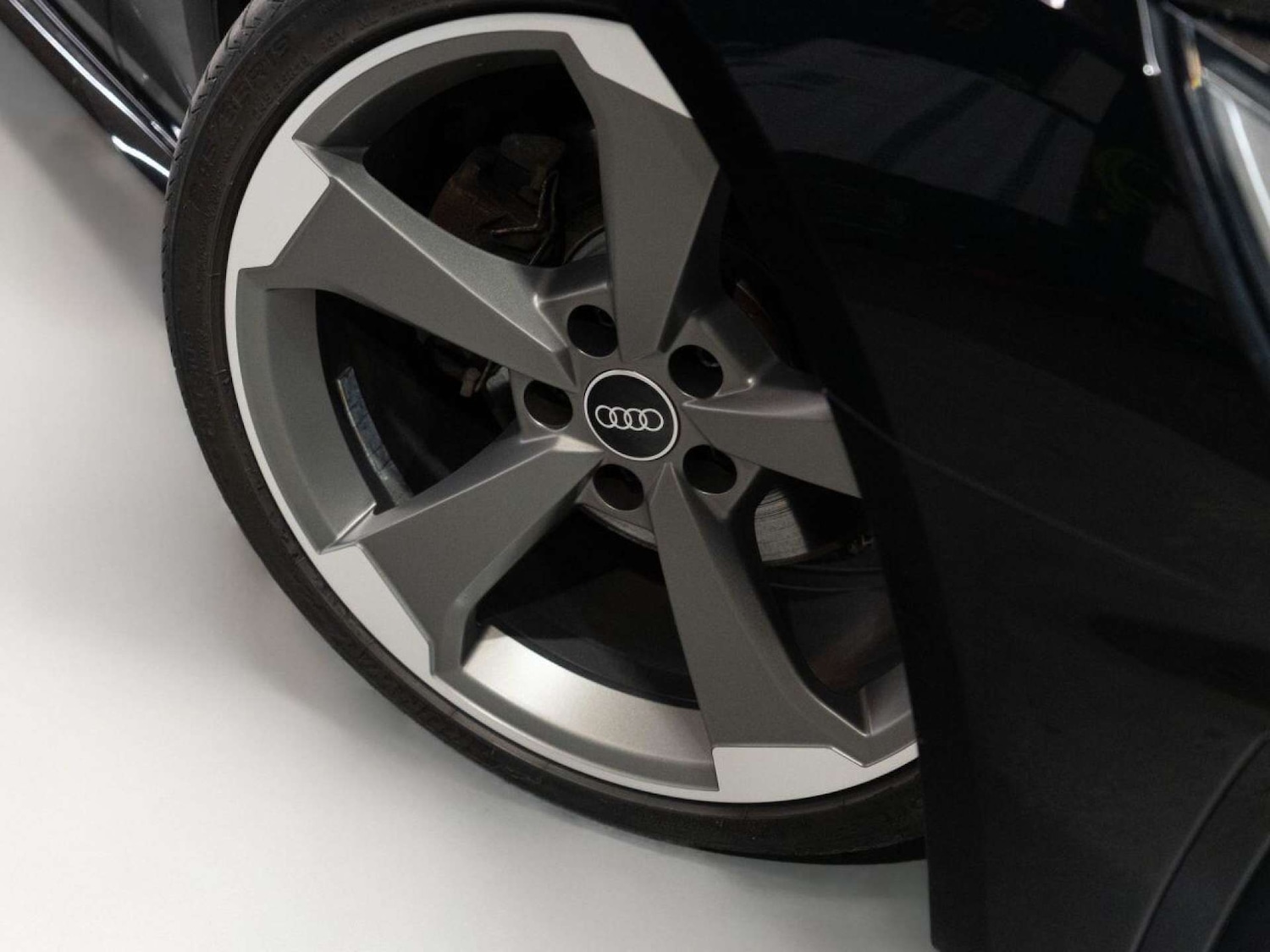 Used Audi A4 2021 for sale - 77023557: Photo 8