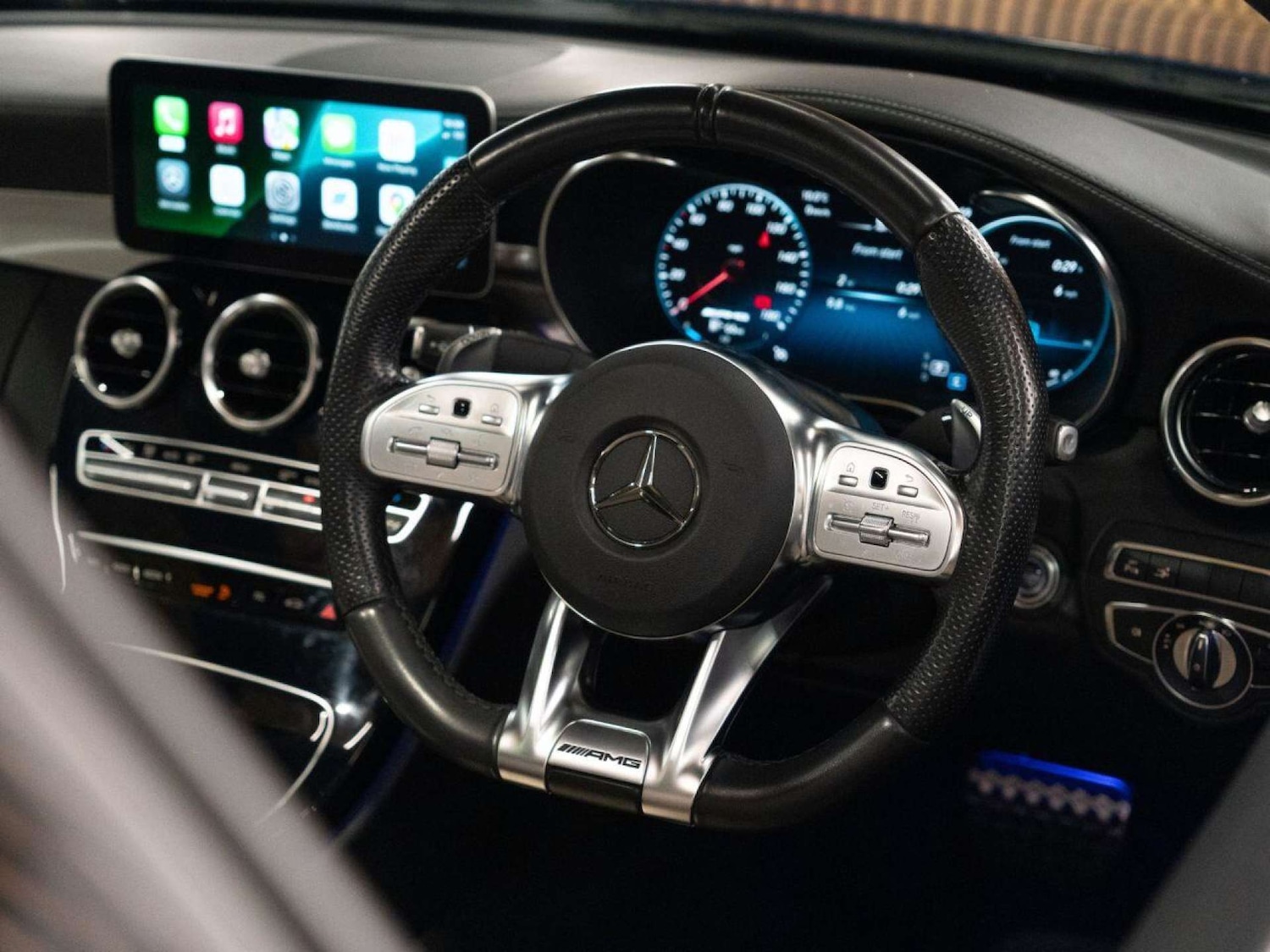 Used Mercedes-Benz C Class 2020 for sale - 77022756: Photo 15