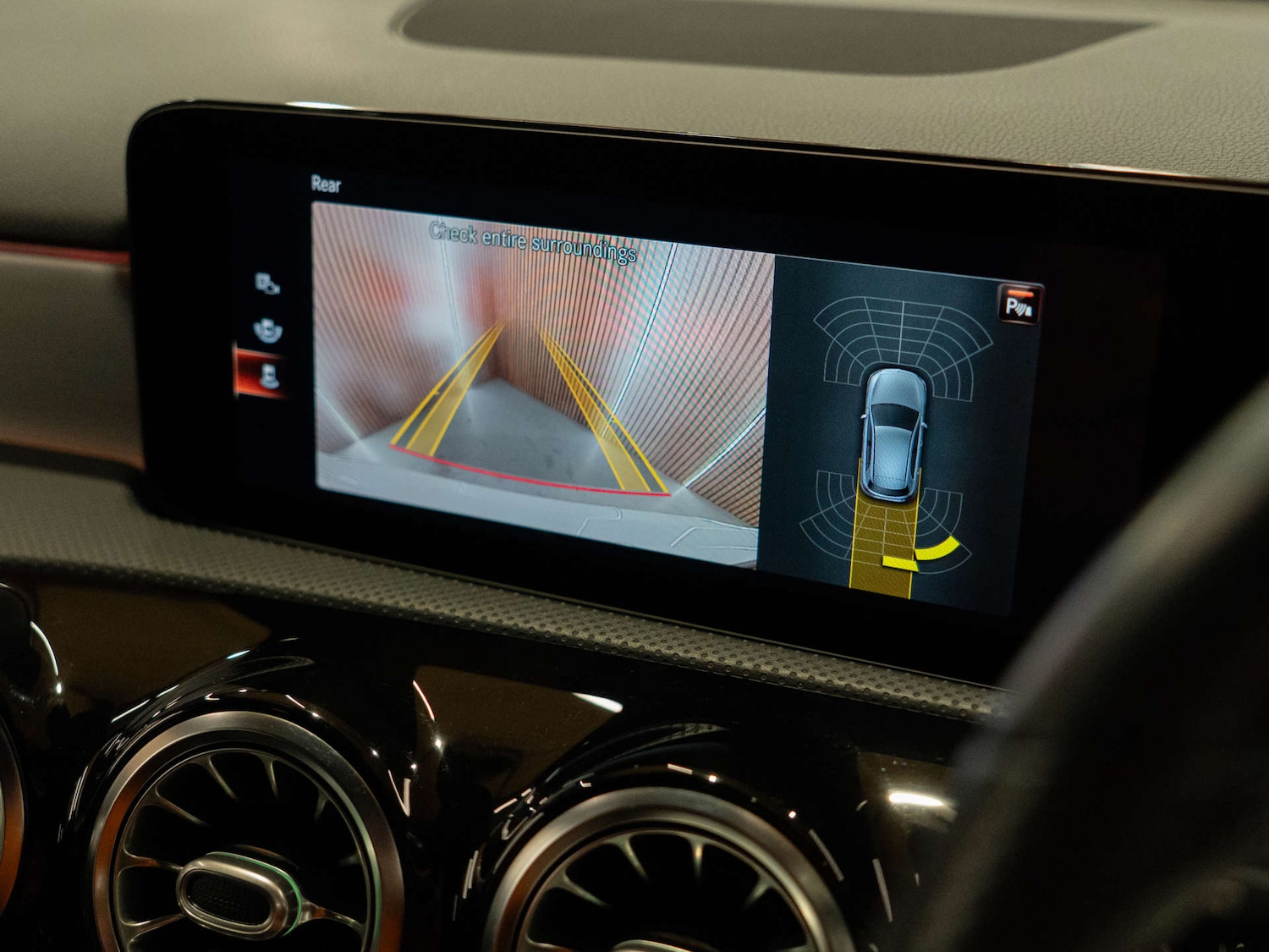 Used Mercedes-Benz A-Class 2020 for sale - 77406121: Photo 32