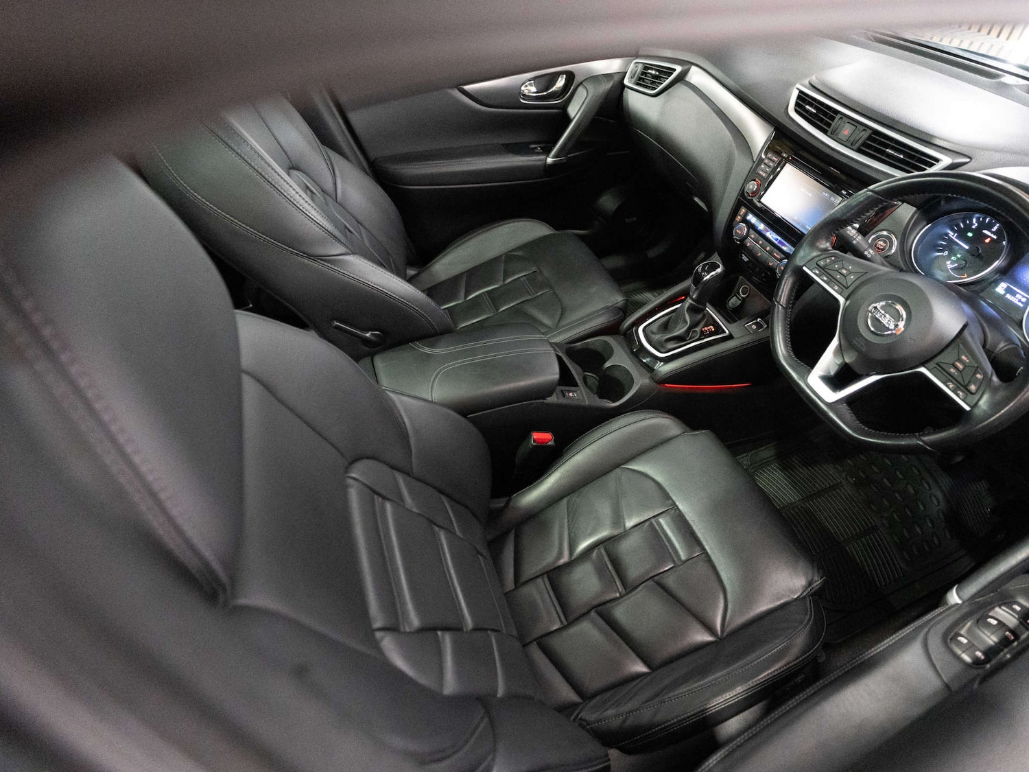 Used Nissan Qashqai 2018 for sale - 77735028: Photo 13