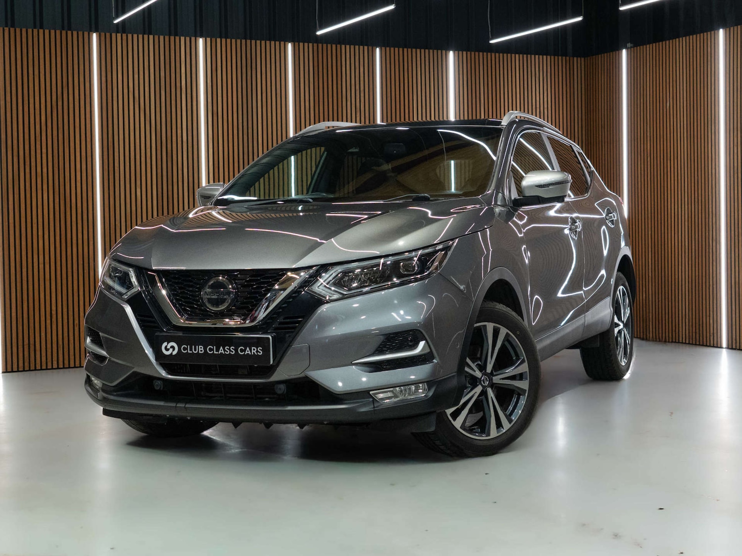 Used Nissan Qashqai 2018 for sale - 77735028: Photo 4