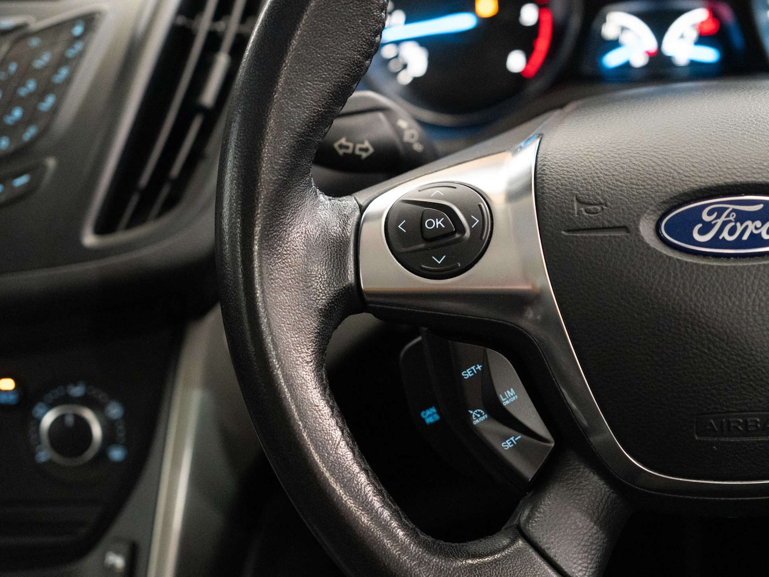 Used Ford Kuga 2013 for sale - 77964849: Photo 14