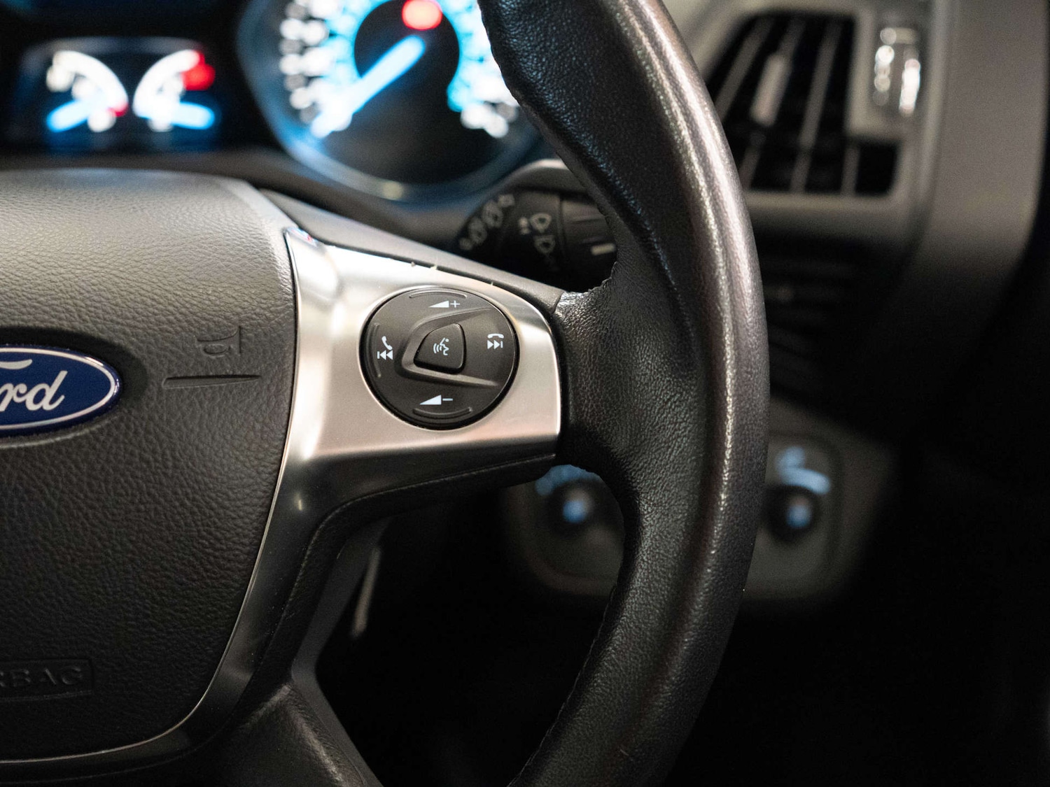 Used Ford Kuga 2013 for sale - 77964849: Photo 15