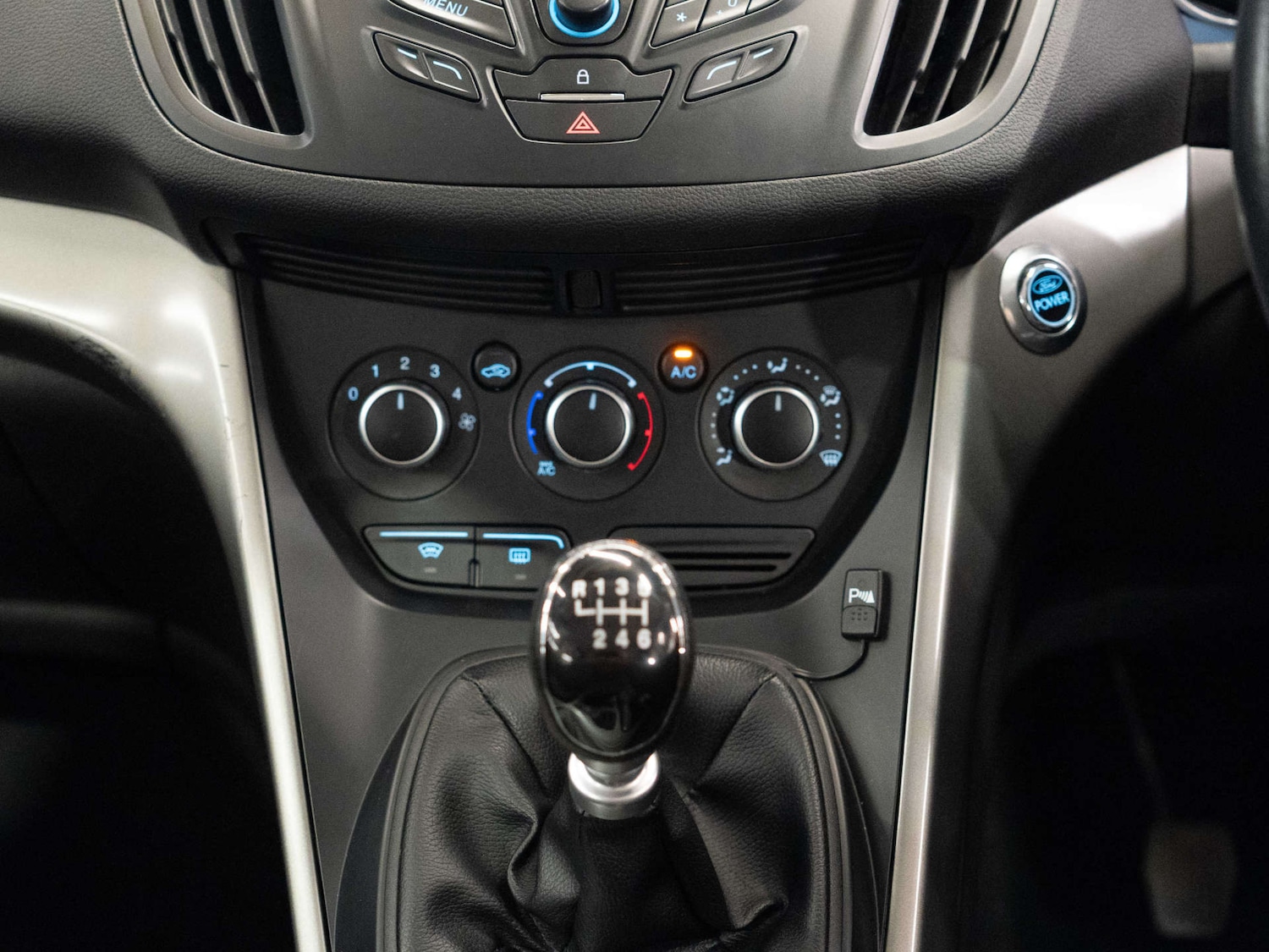 Used Ford Kuga 2013 for sale - 77964849: Photo 16