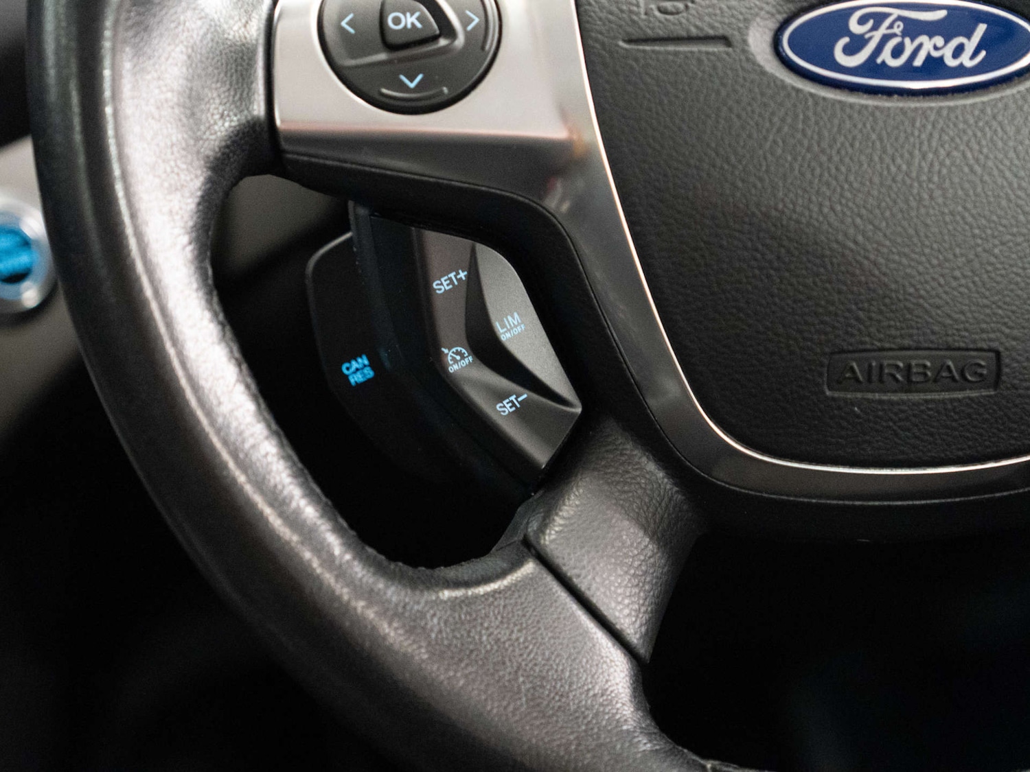 Used Ford Kuga 2013 for sale - 77964849: Photo 17