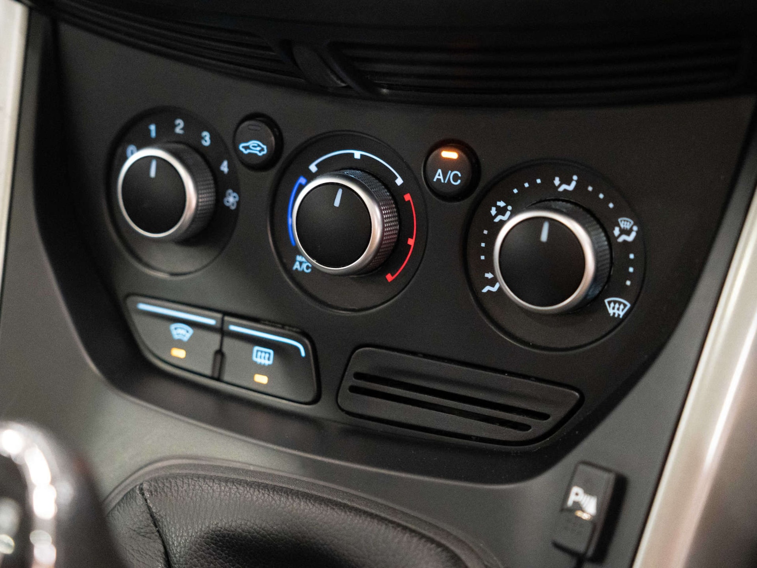 Used Ford Kuga 2013 for sale - 77964849: Photo 19