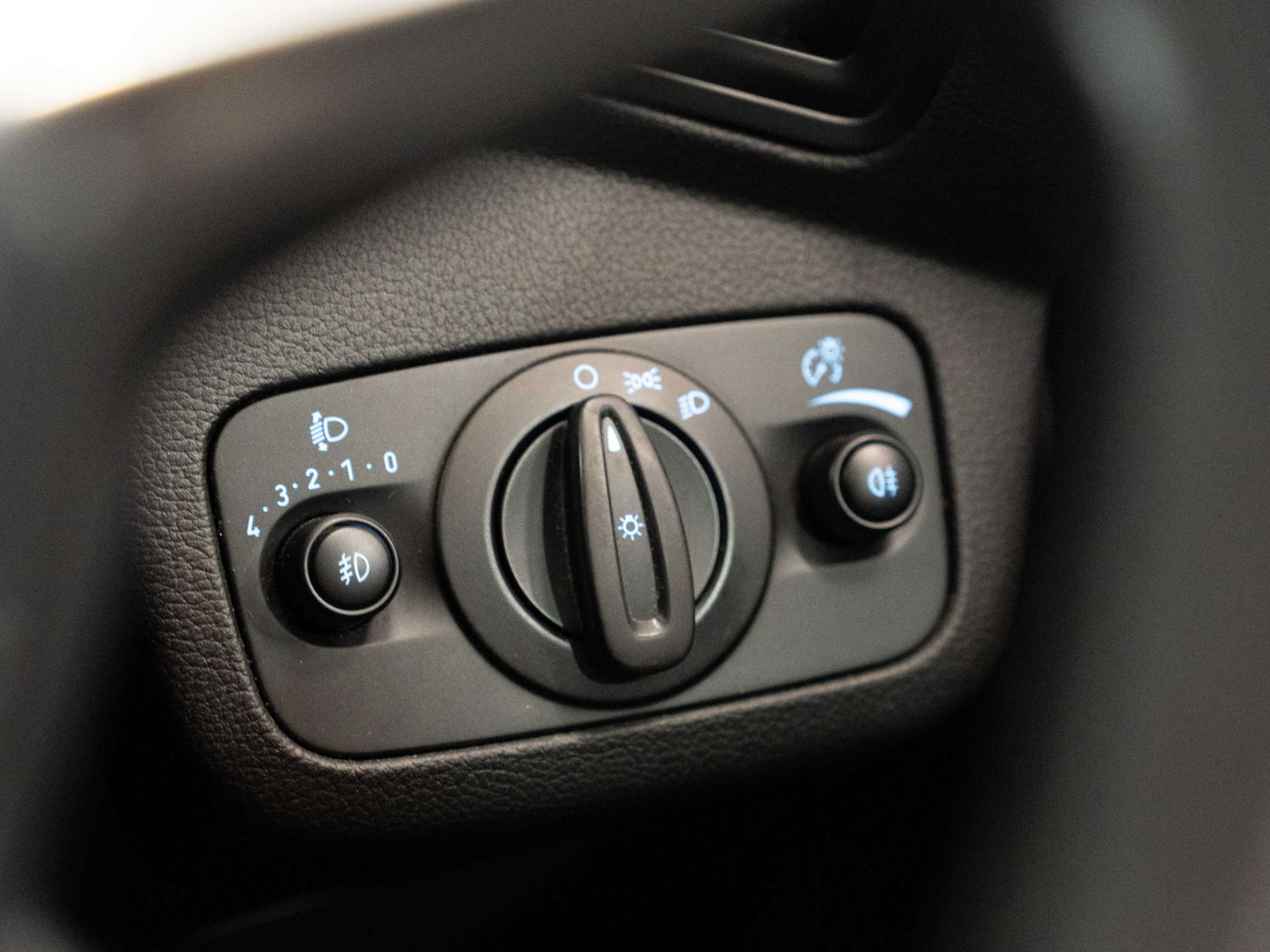 Used Ford Kuga 2013 for sale - 77964849: Photo 21