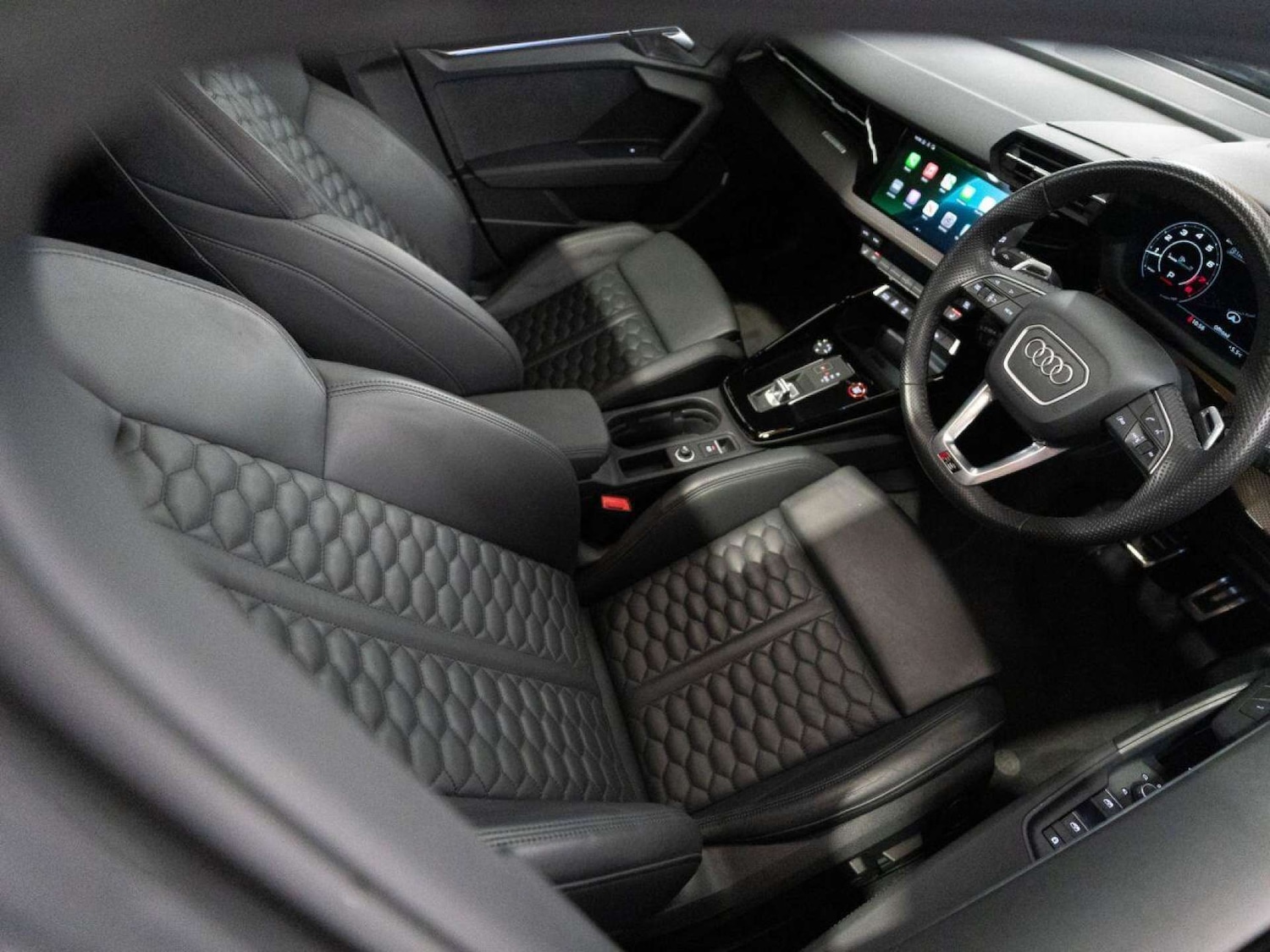 Used Audi RS3 2023 for sale - 77022772: Photo 2