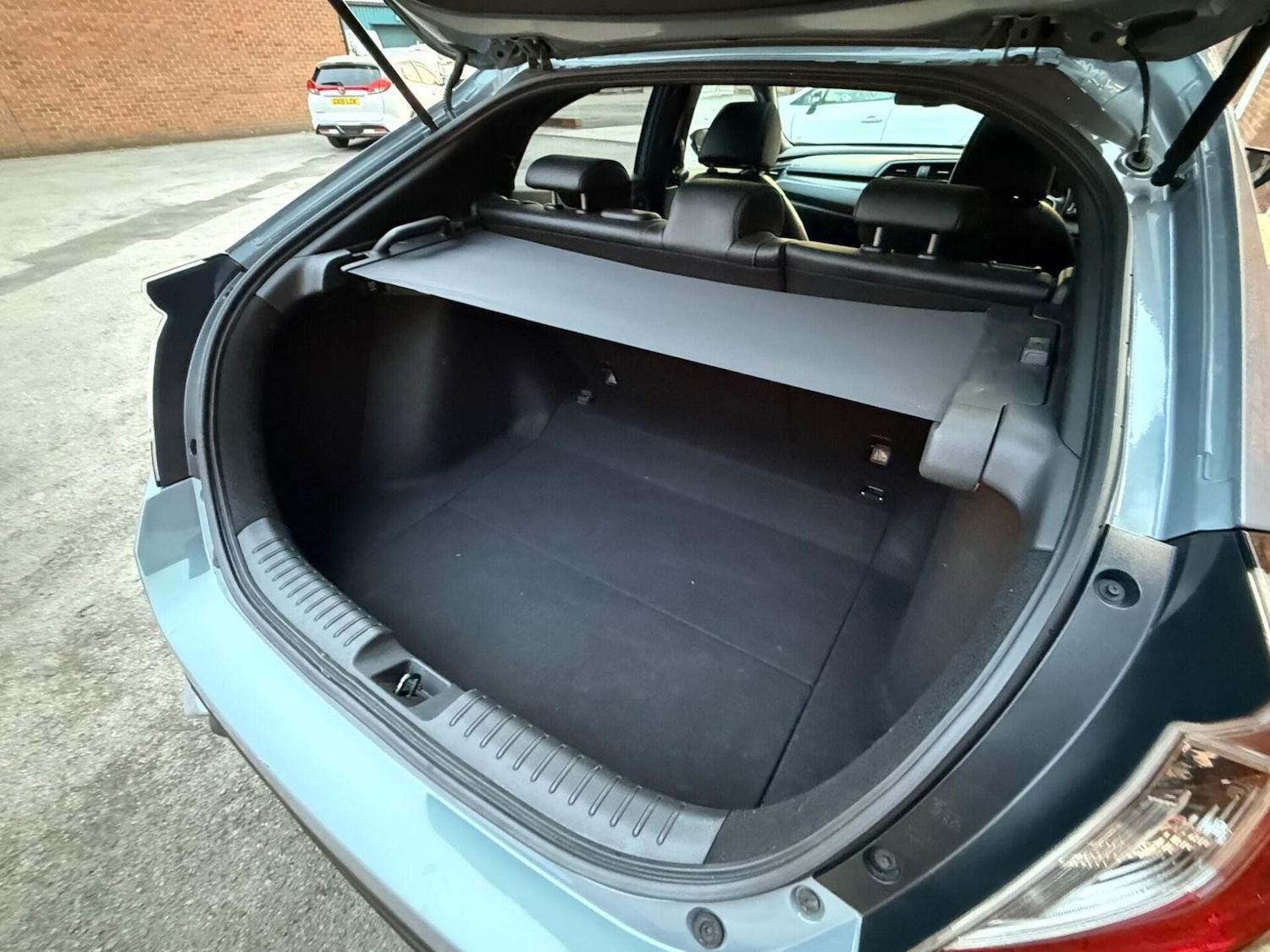 Used Honda Civic 2018 for sale - 77179599: Photo 17