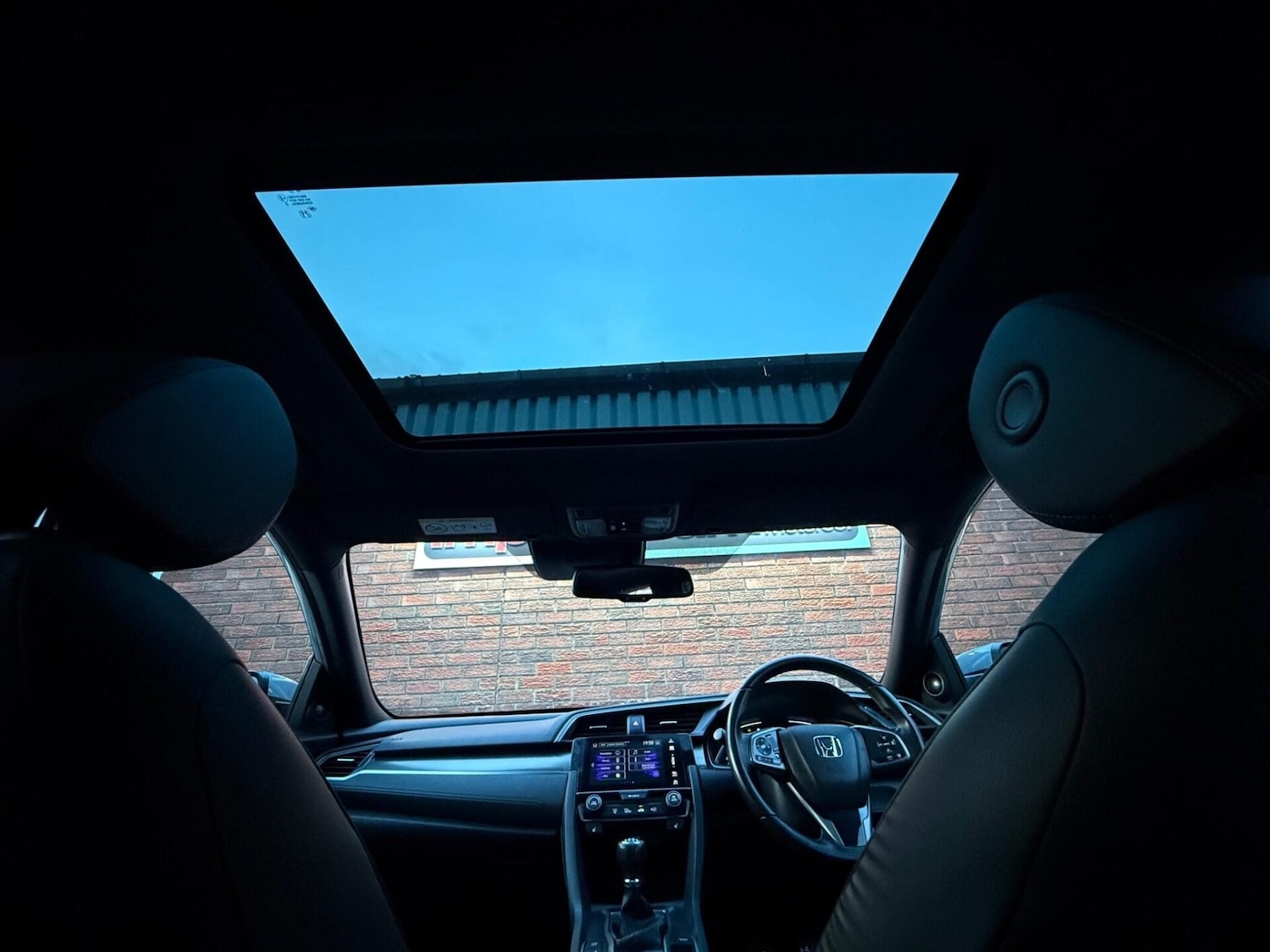 Used Honda Civic 2018 for sale - 77179599: Photo 20