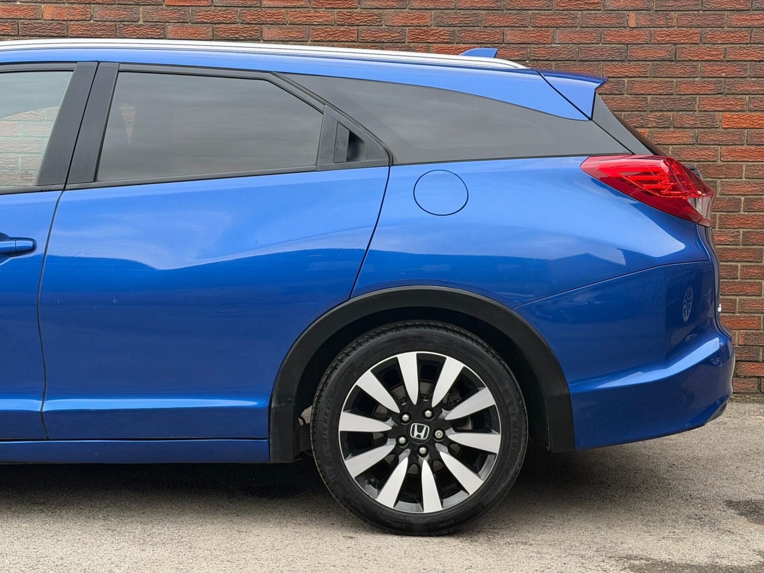 Used Honda Civic 2016 for sale - 76783135: Photo 12