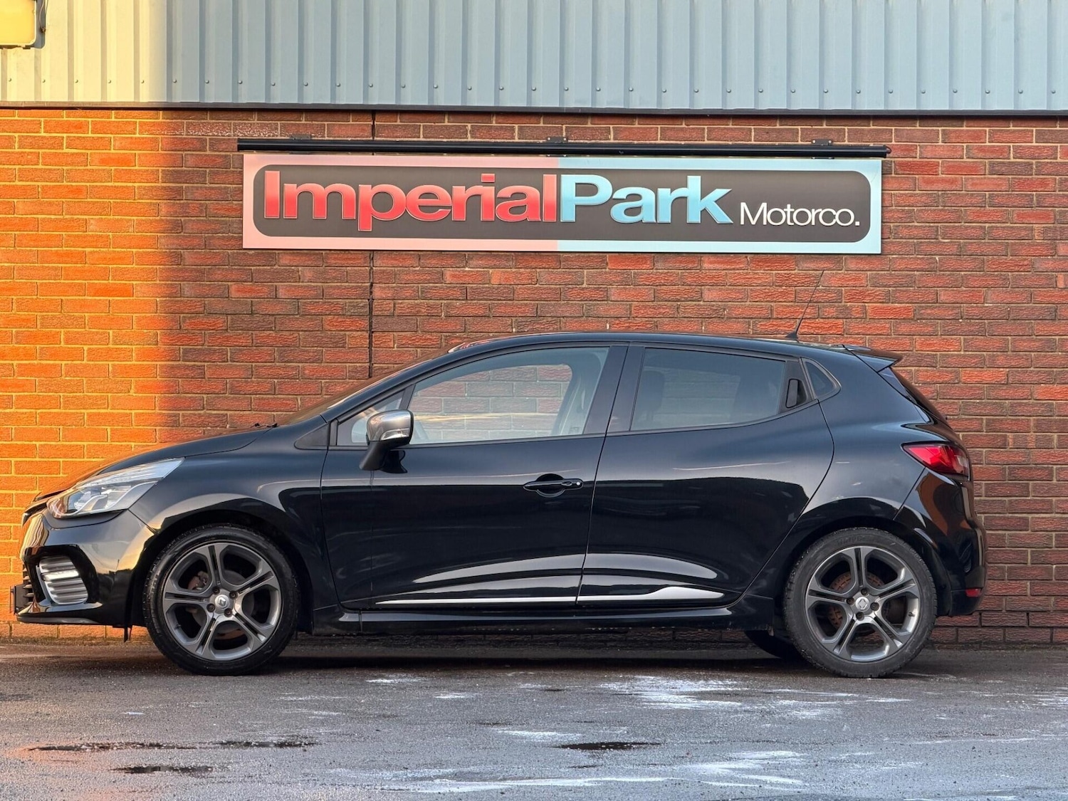 Used Renault Clio 2016 for sale - 77129001: Photo 10