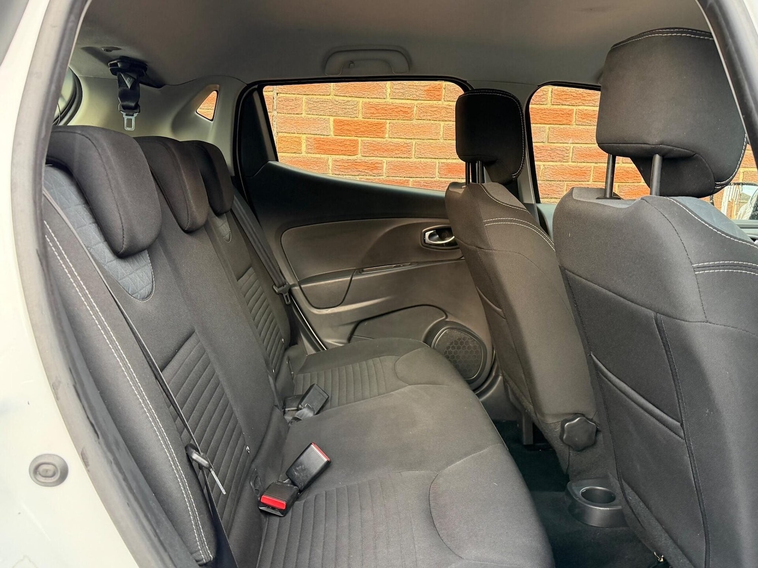 Used Renault Clio 2015 for sale - 77318275: Photo 22