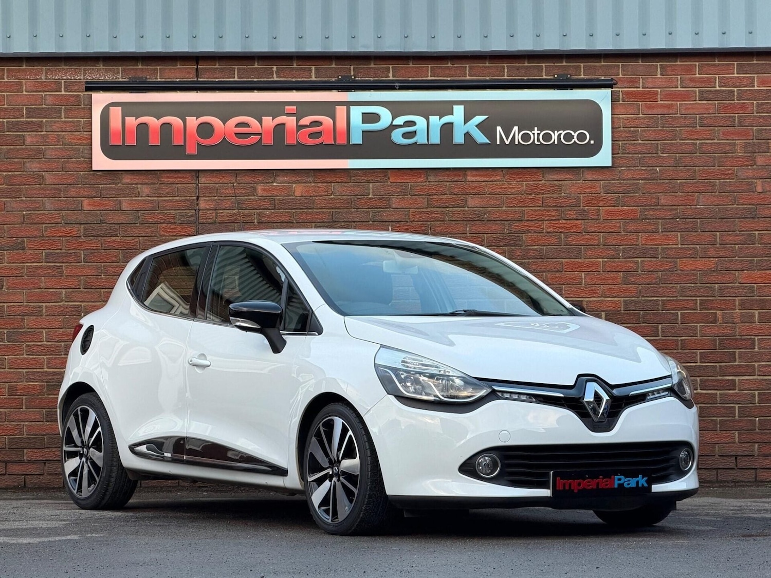 Used Renault Clio 2015 for sale - 77318275: Photo 5