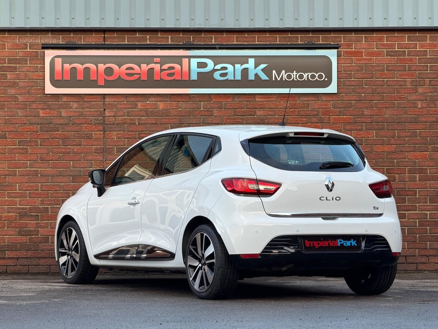Used Renault Clio 2015 for sale - 77318275: Photo 9