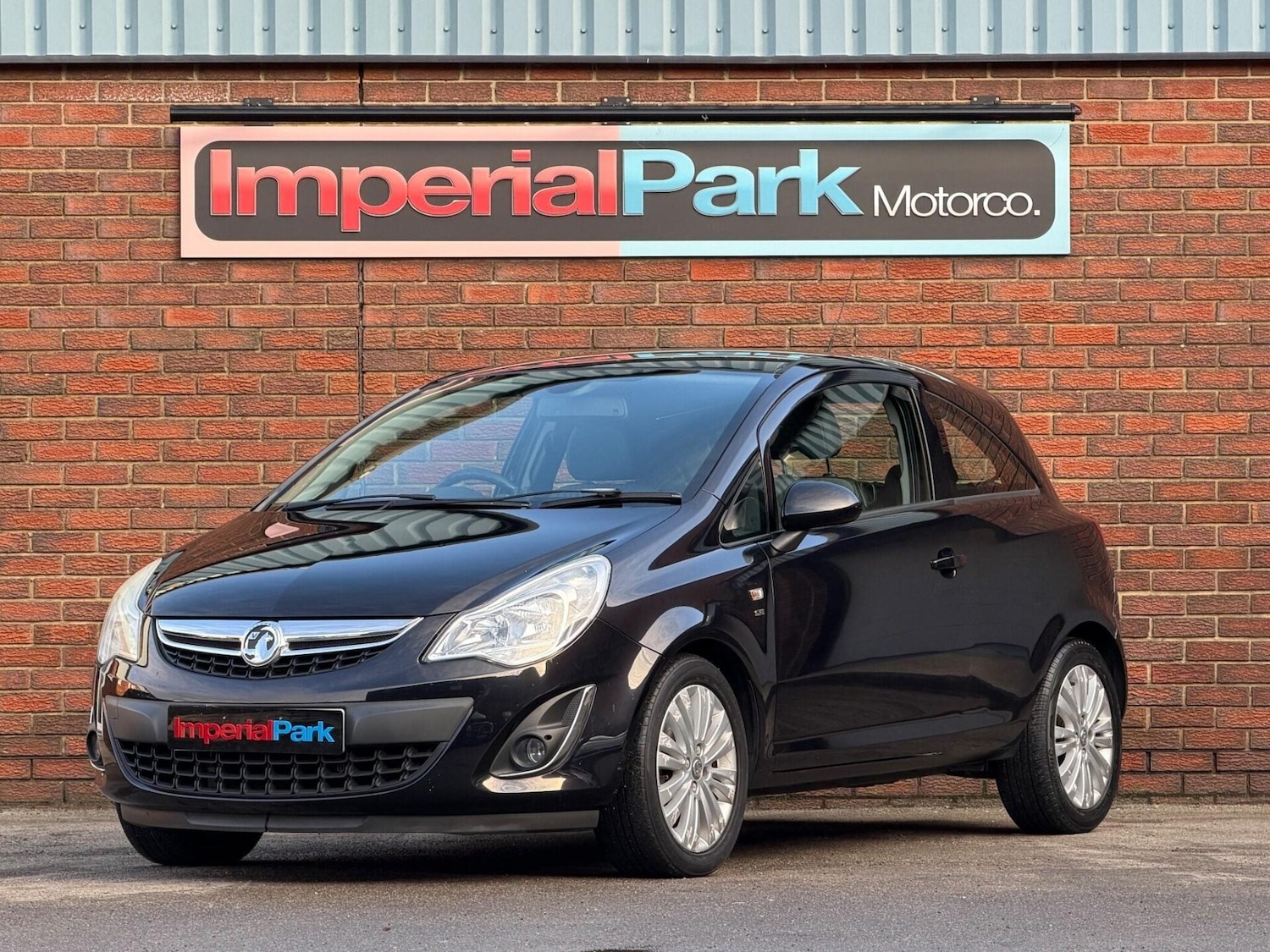 Used Vauxhall Corsa 2011 for sale - 77179582: Photo 3