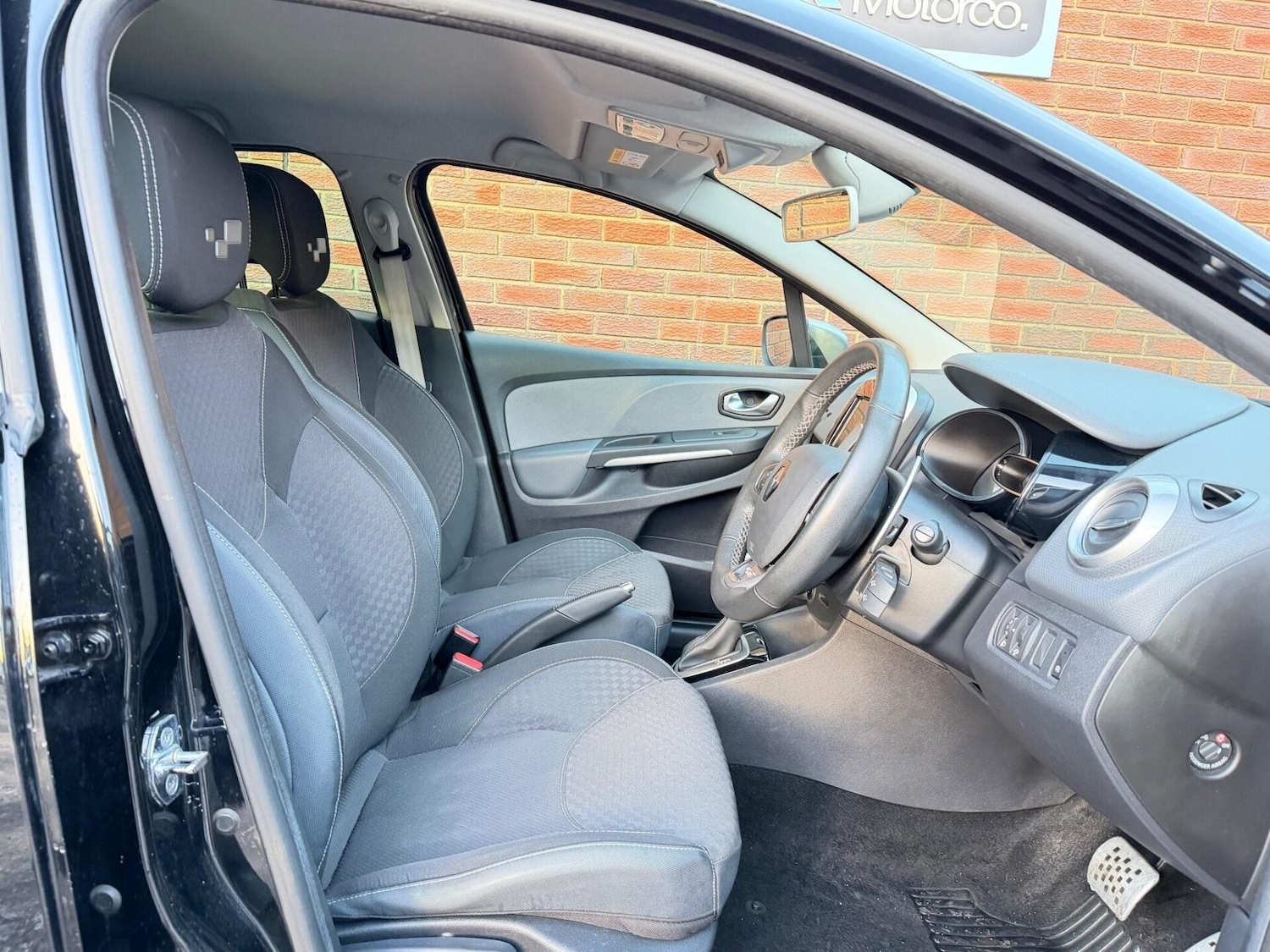 Used Renault Clio 2016 for sale - 77195259: Photo 20