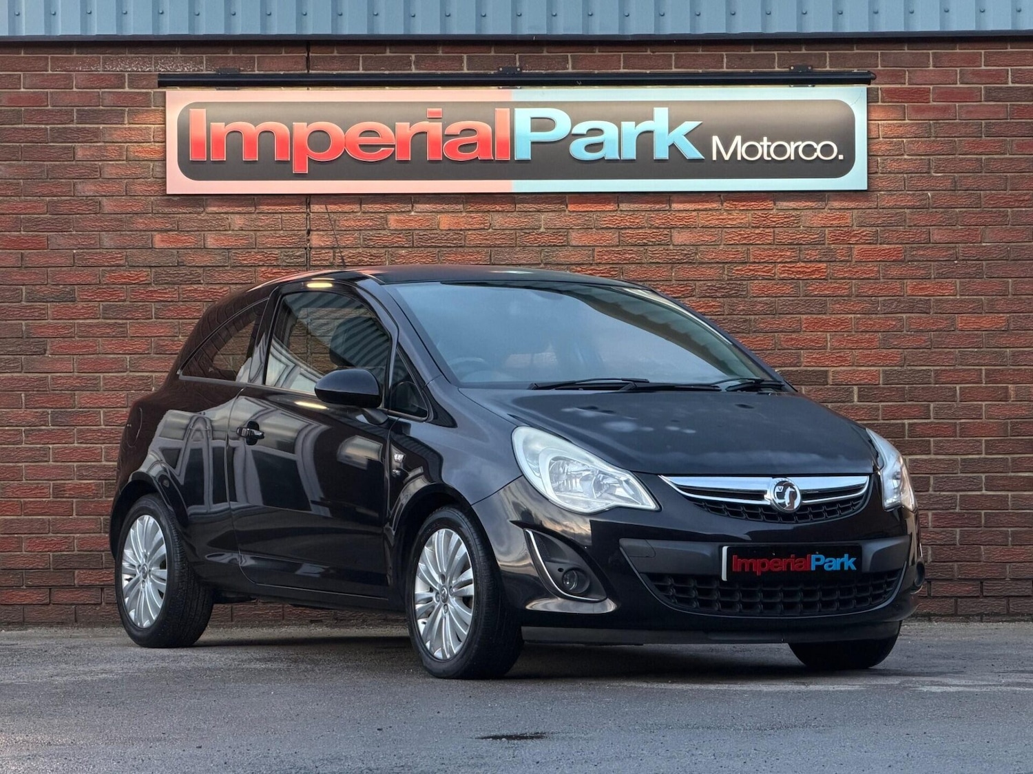 Used Vauxhall Corsa 2011 for sale - 76906166: Photo 1