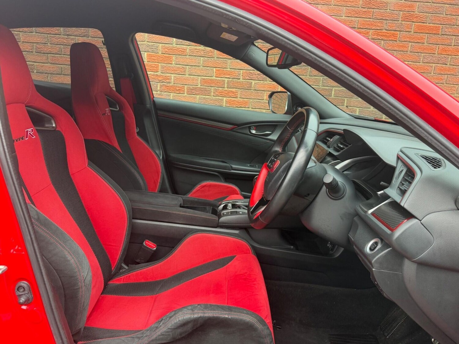 Used Honda Civic 2017 for sale - 77641823: Photo 30