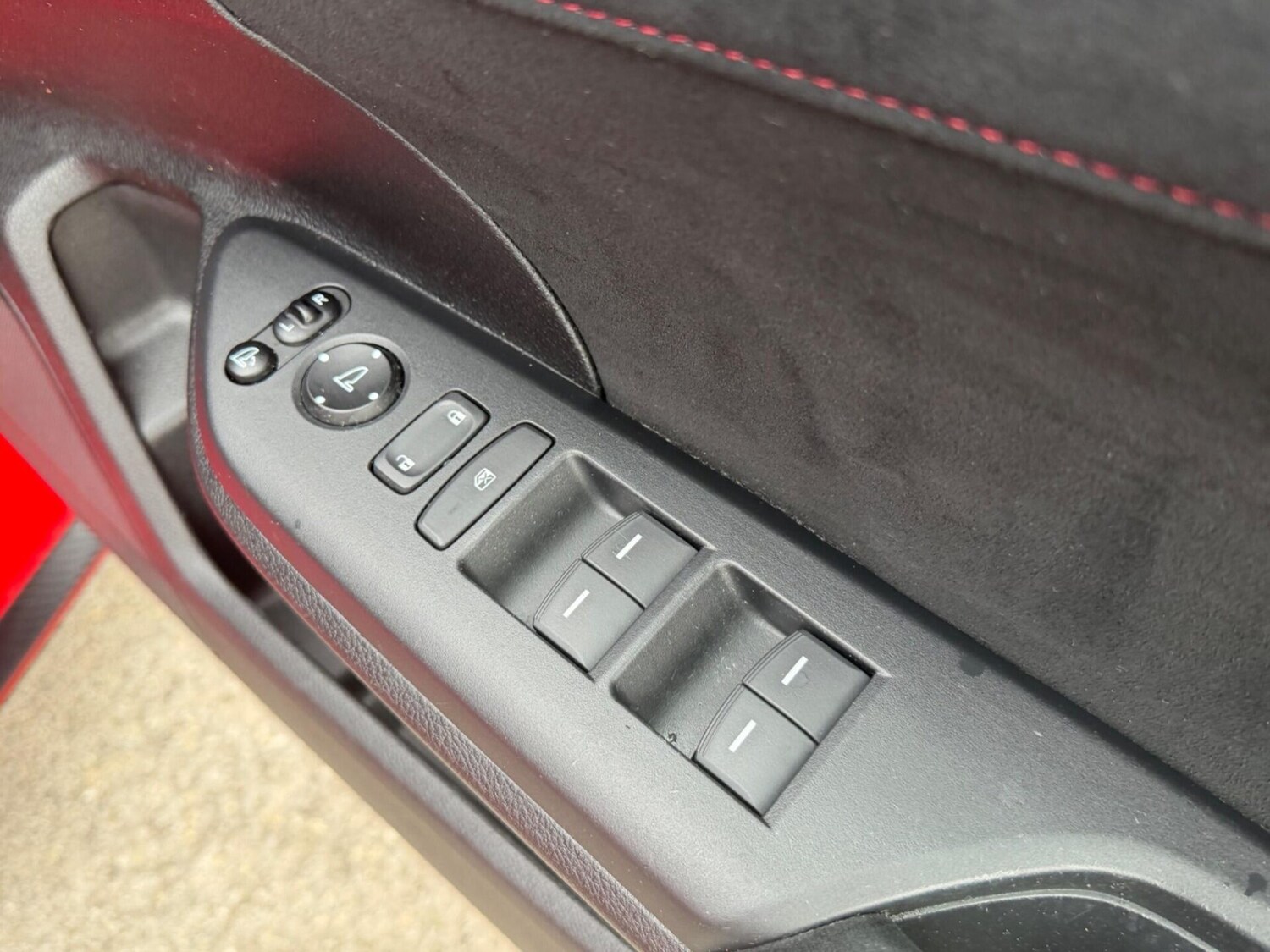 Used Honda Civic 2017 for sale - 77641823: Photo 38