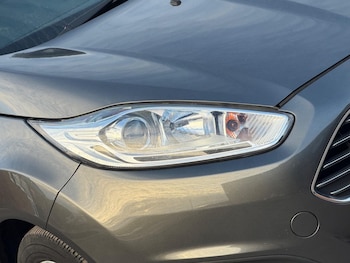 Used Ford Fiesta 2016 for sale - 78134861: Photo