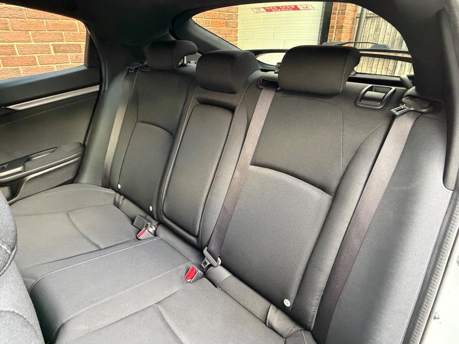 Used Honda Civic 2017 for sale - 76783146: Photo 24