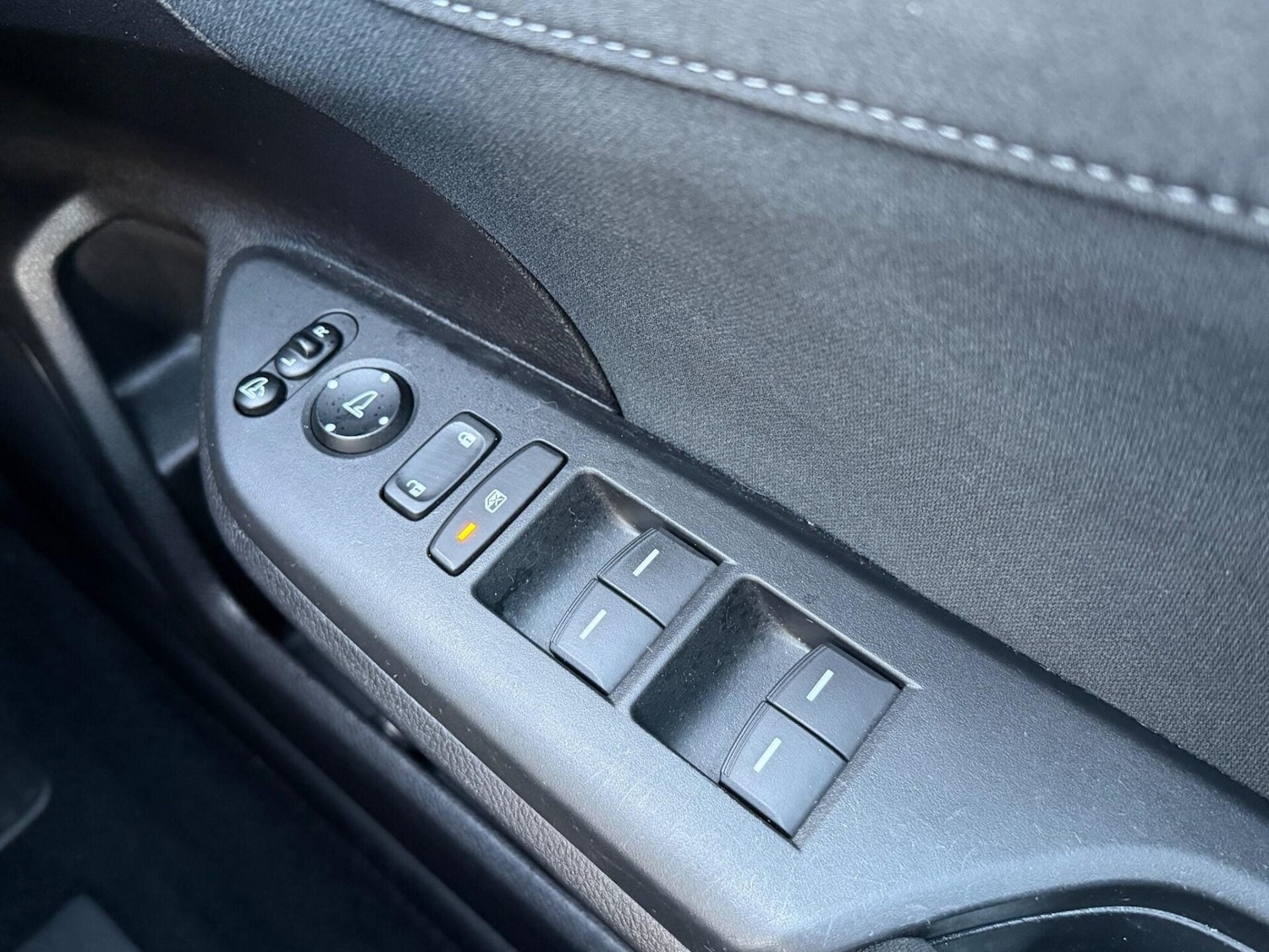 Used Honda Civic 2017 for sale - 76783146: Photo 32