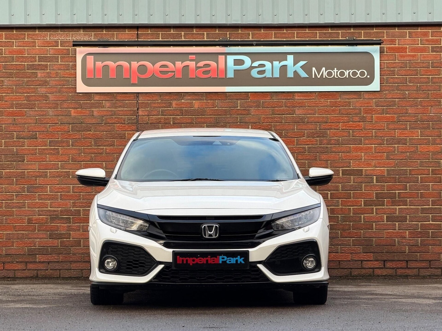 Used Honda Civic 2017 for sale - 76783146: Photo 4