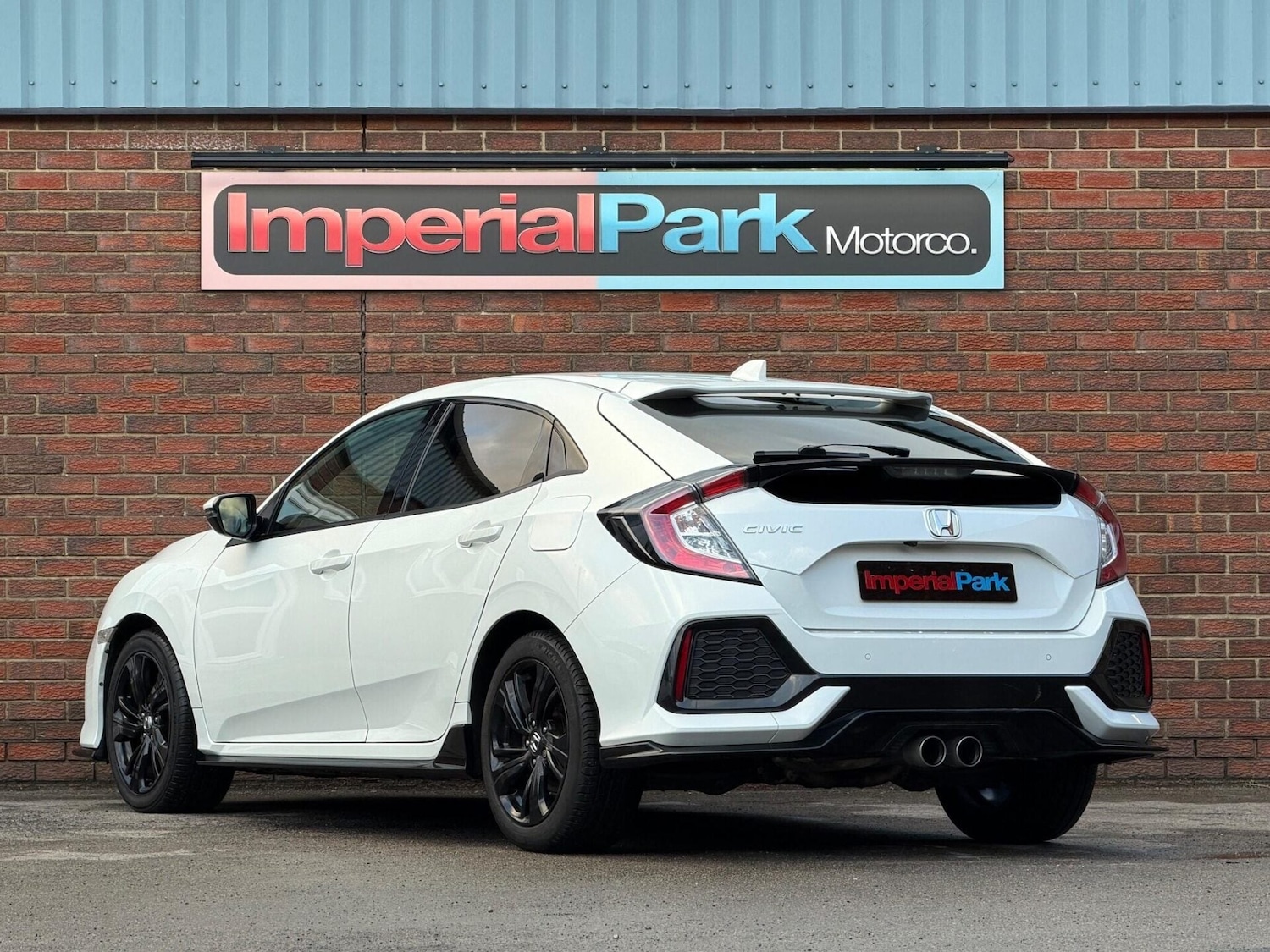 Used Honda Civic 2017 for sale - 76783146: Photo 7