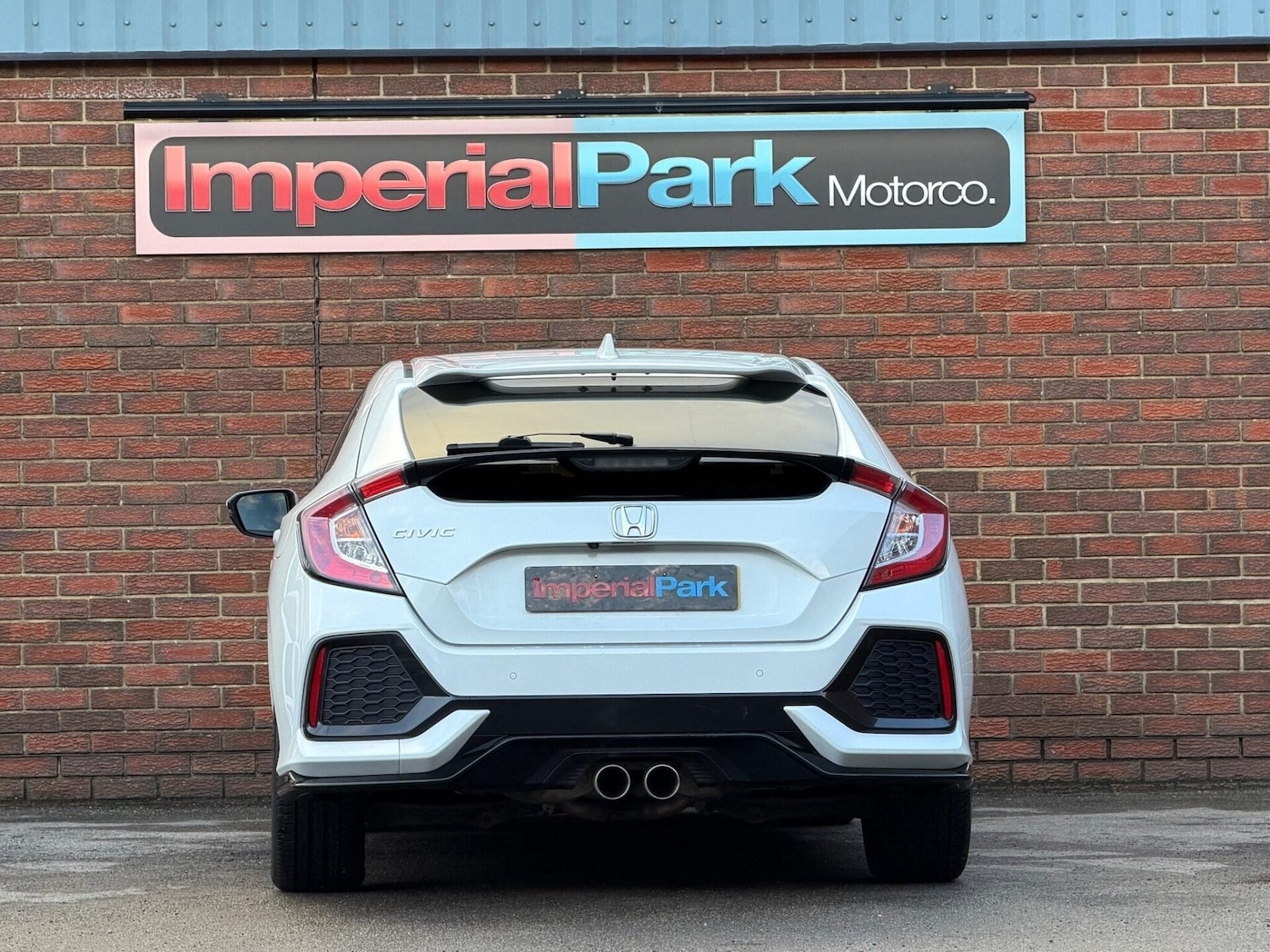 Used Honda Civic 2017 for sale - 76783146: Photo 8