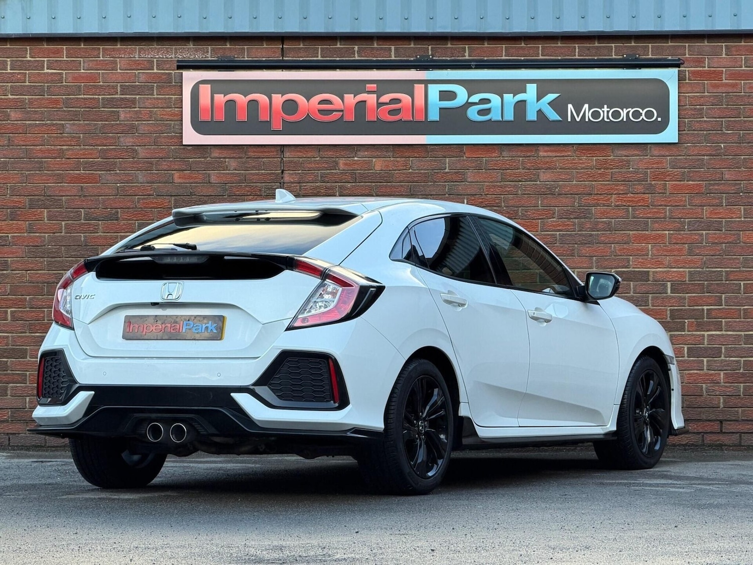 Used Honda Civic 2017 for sale - 76783146: Photo 9