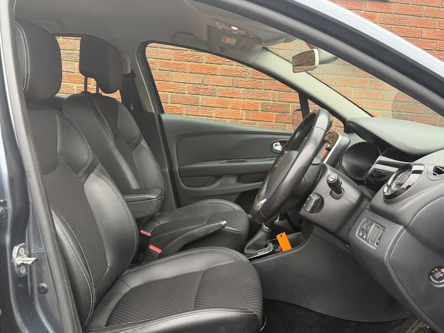 Used Renault Clio 2017 for sale - 77168665: Photo 12