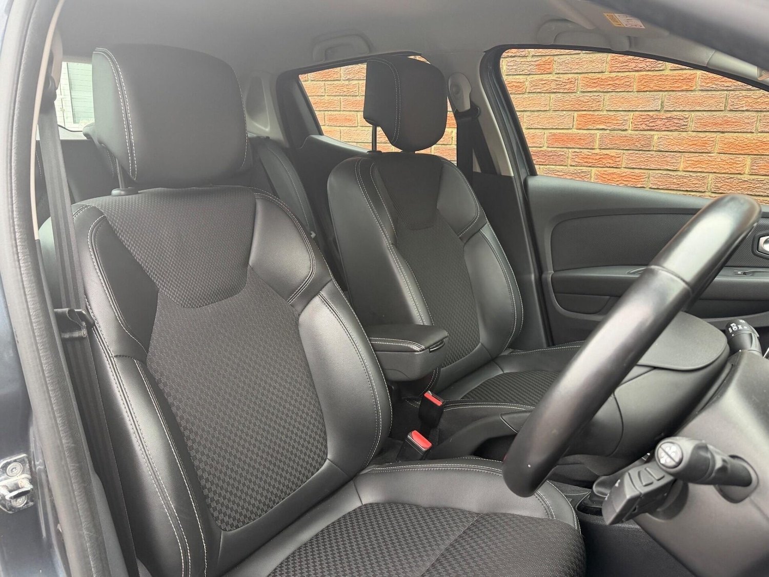 Used Renault Clio 2017 for sale - 77168665: Photo 13