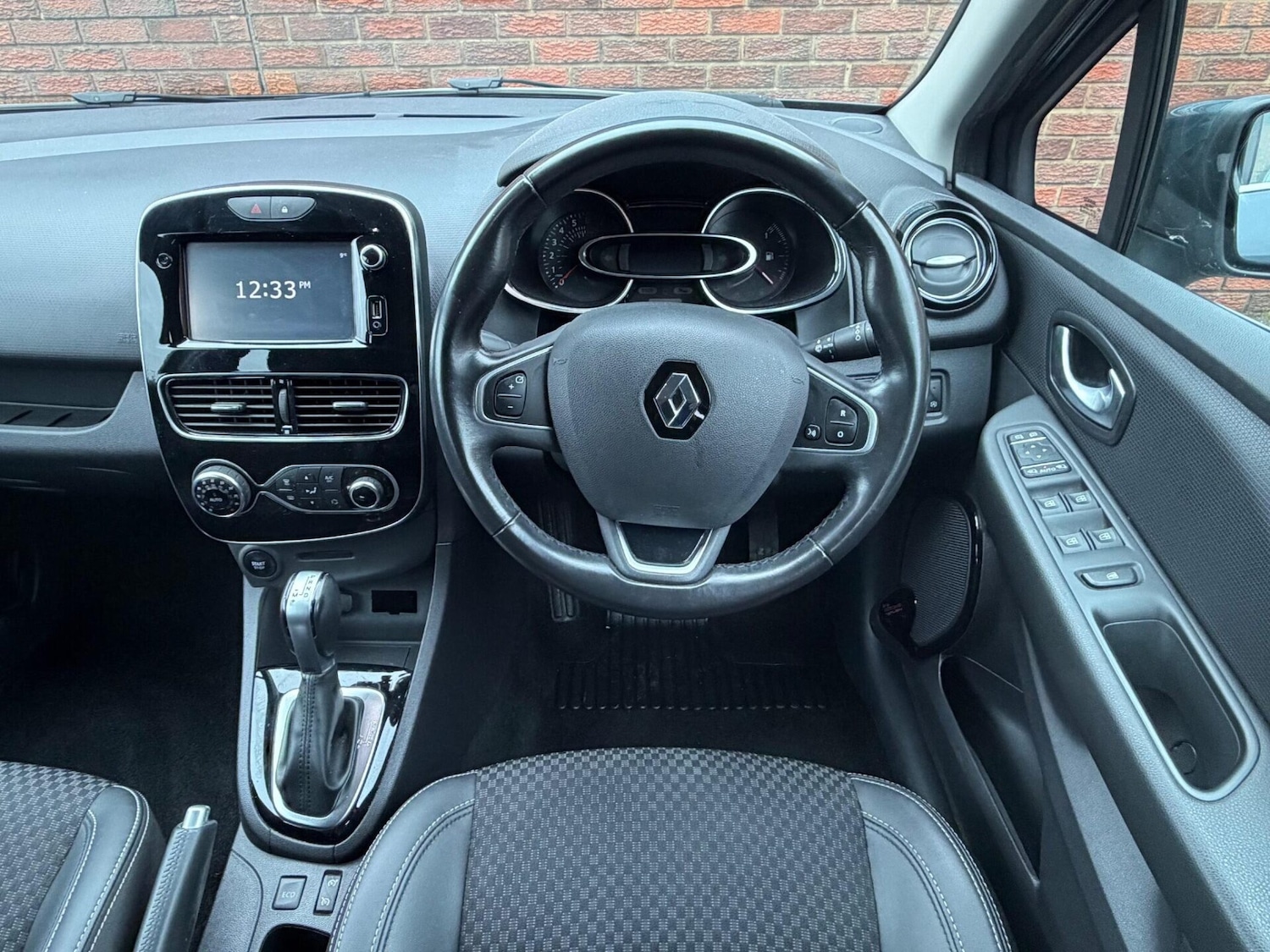 Used Renault Clio 2017 for sale - 77168665: Photo 17